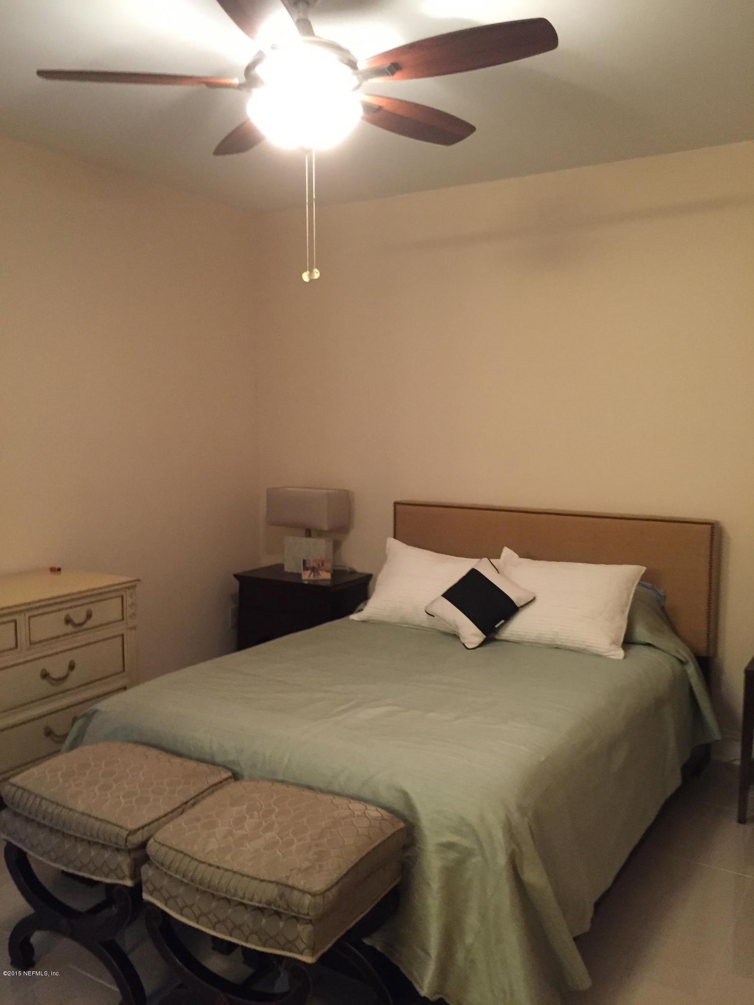 1301 WOOD HILL Place, 1301