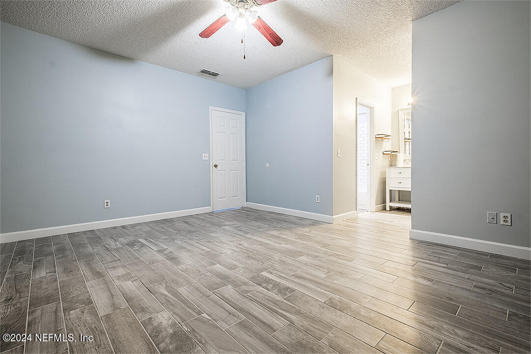 903 WOOD HILL Drive