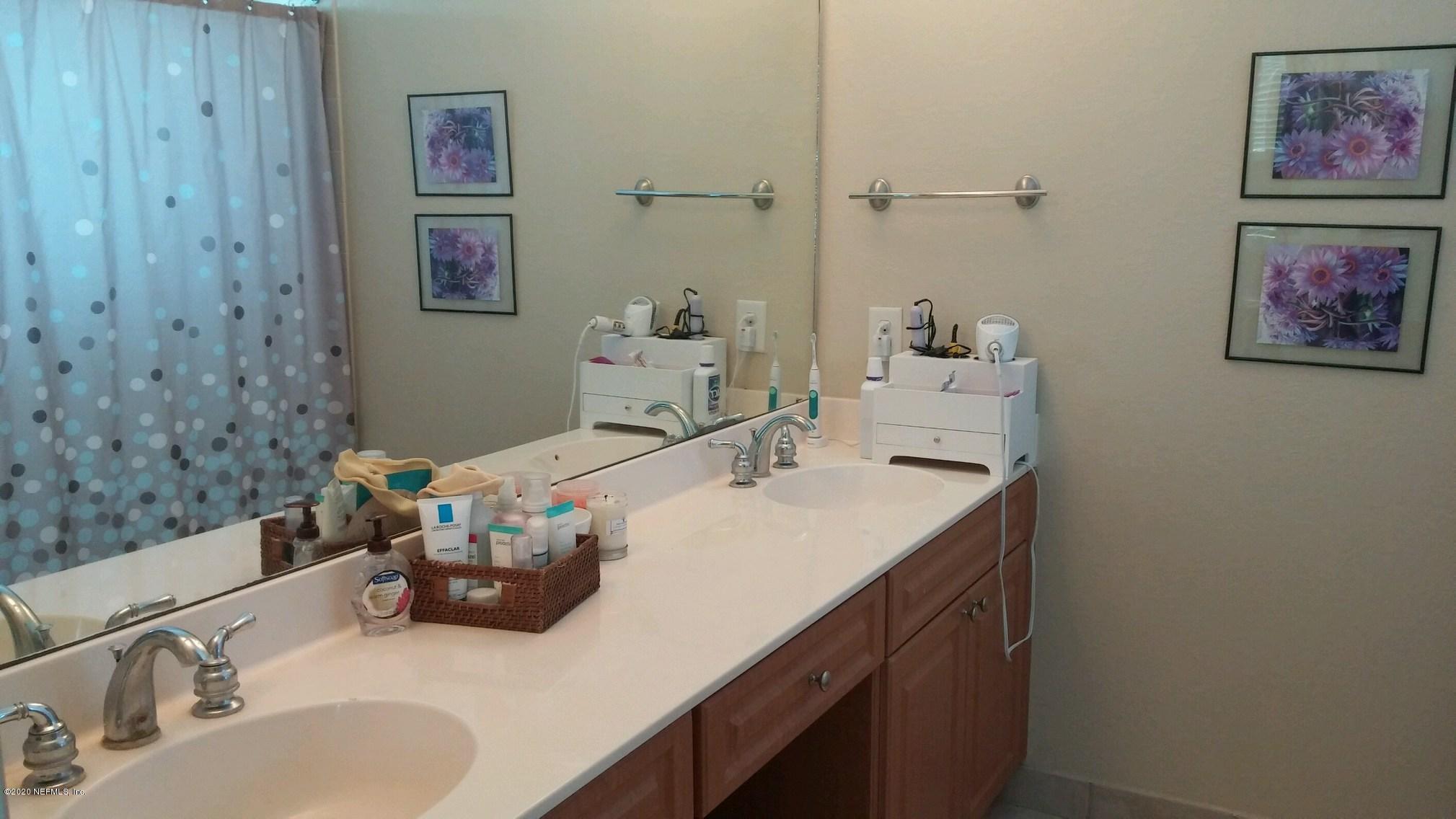10075 N GATE Parkway, 2211