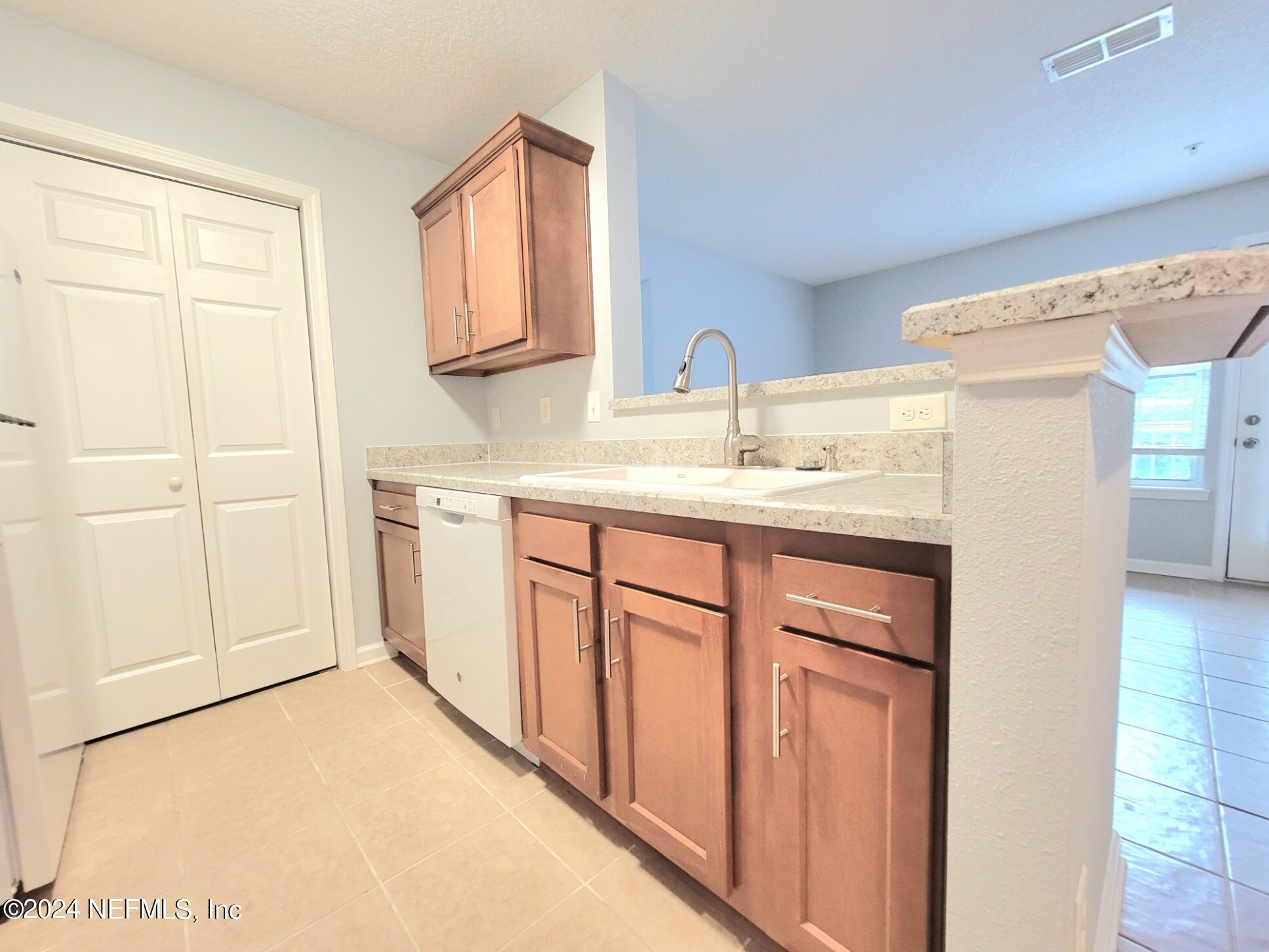 7701 TIMBERLIN PARK Boulevard, 716
