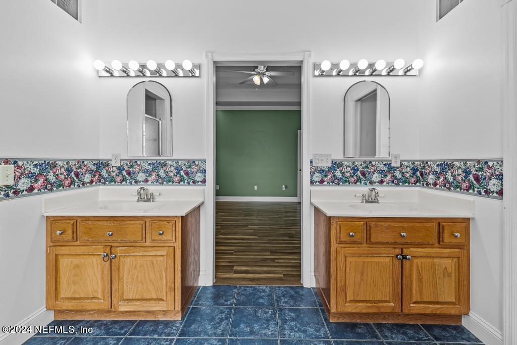 4357 RIVER Road