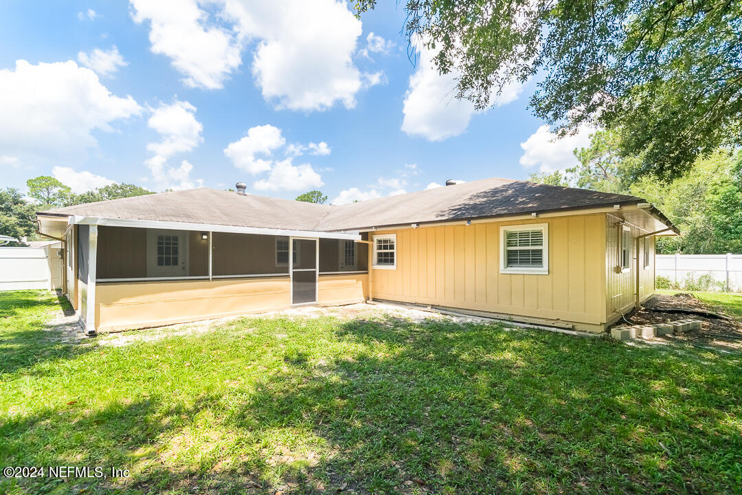 8036 WICLIF Court