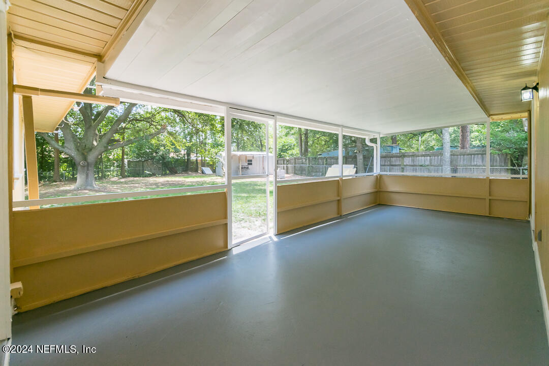 8036 WICLIF Court