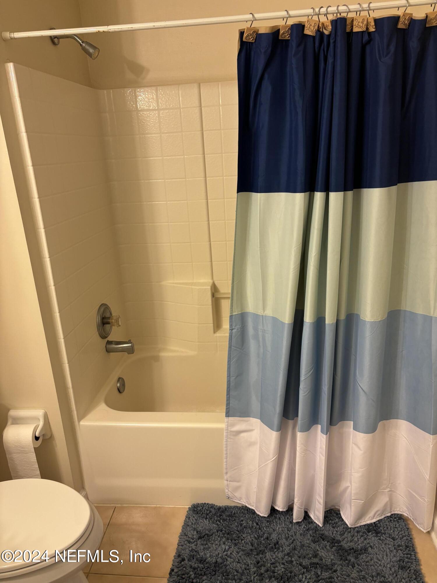 7552 RED CRANE Lane