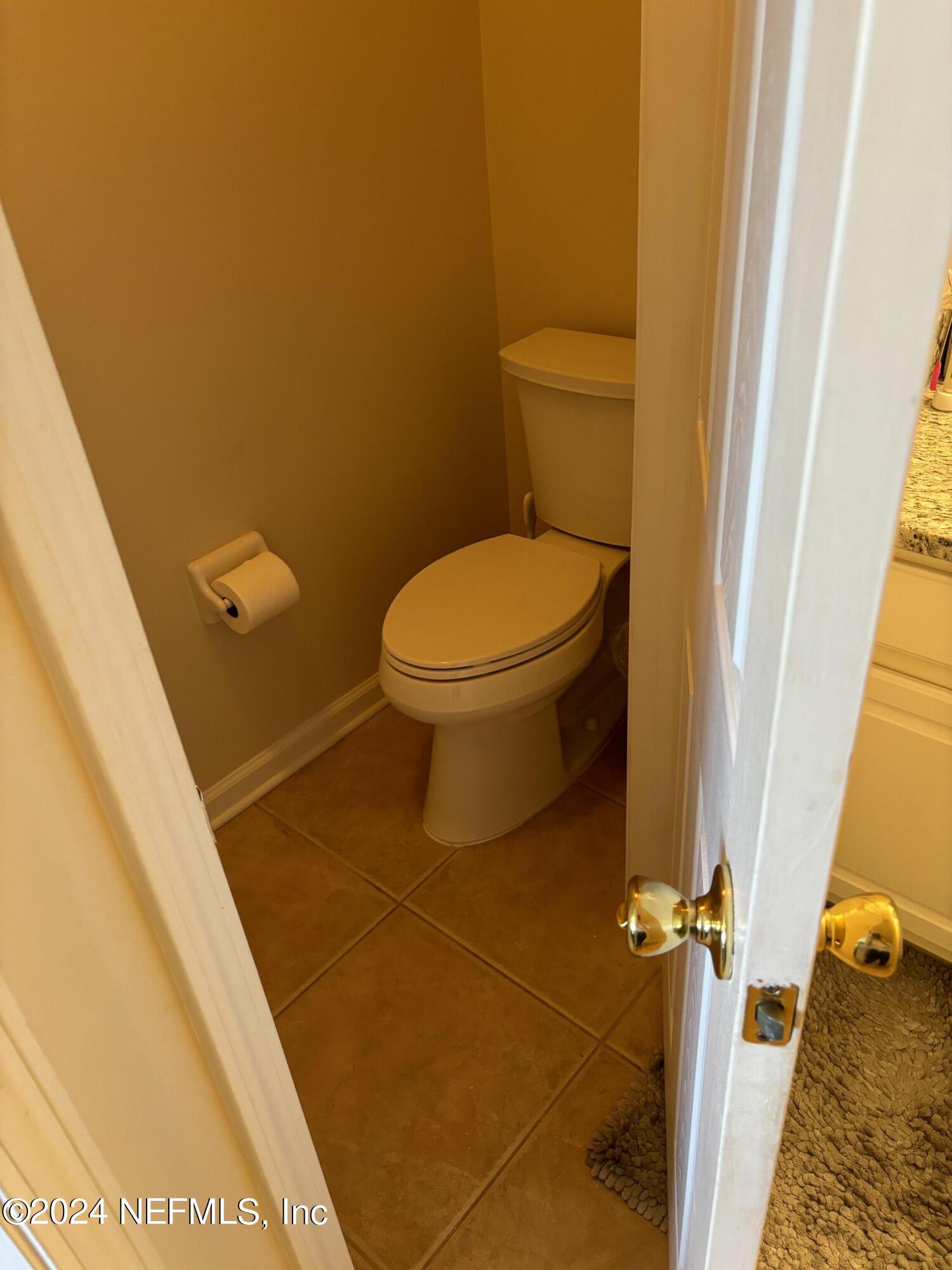 7552 RED CRANE Lane