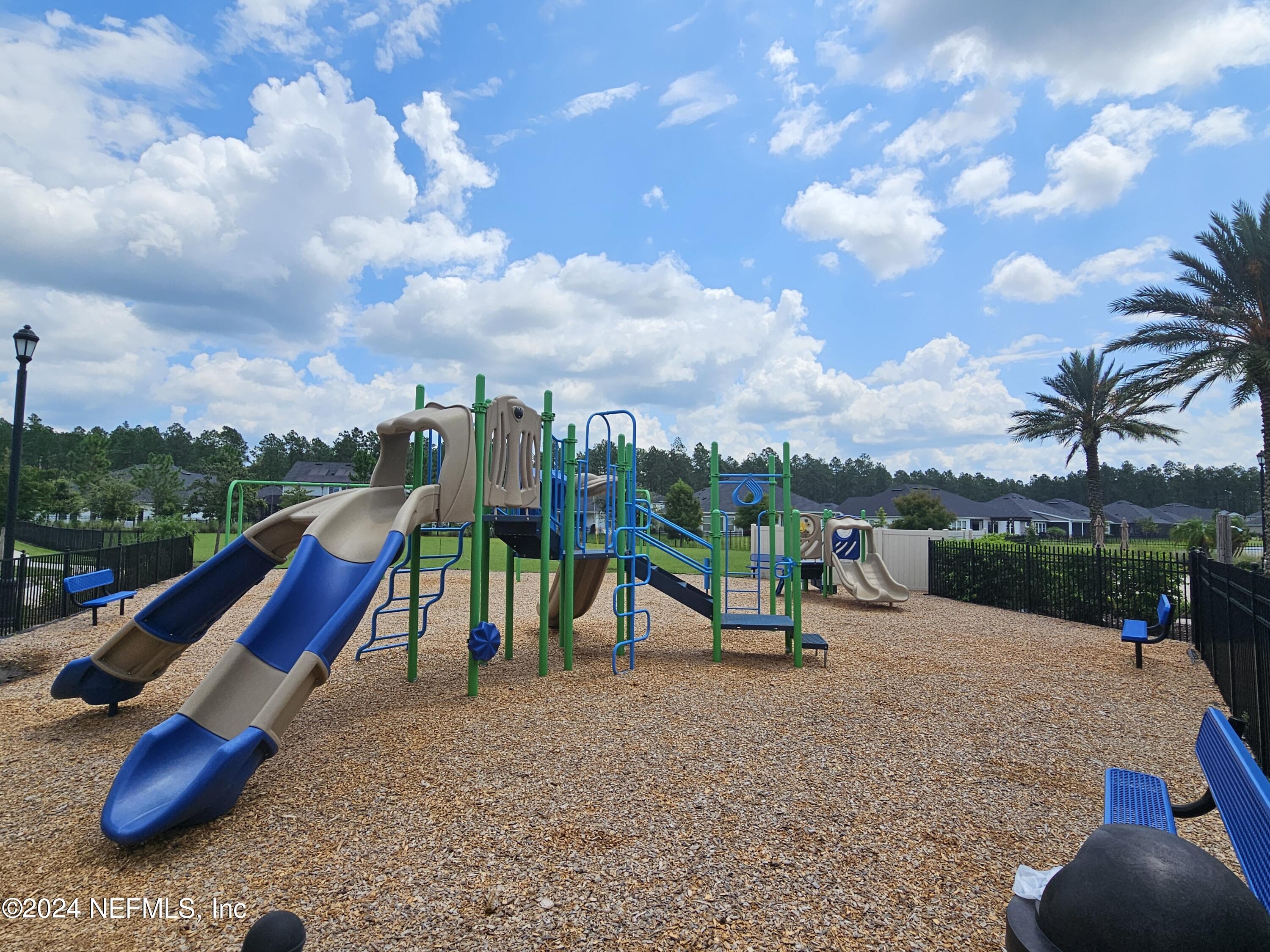 485 OXFORD ESTATES Way, St. Johns