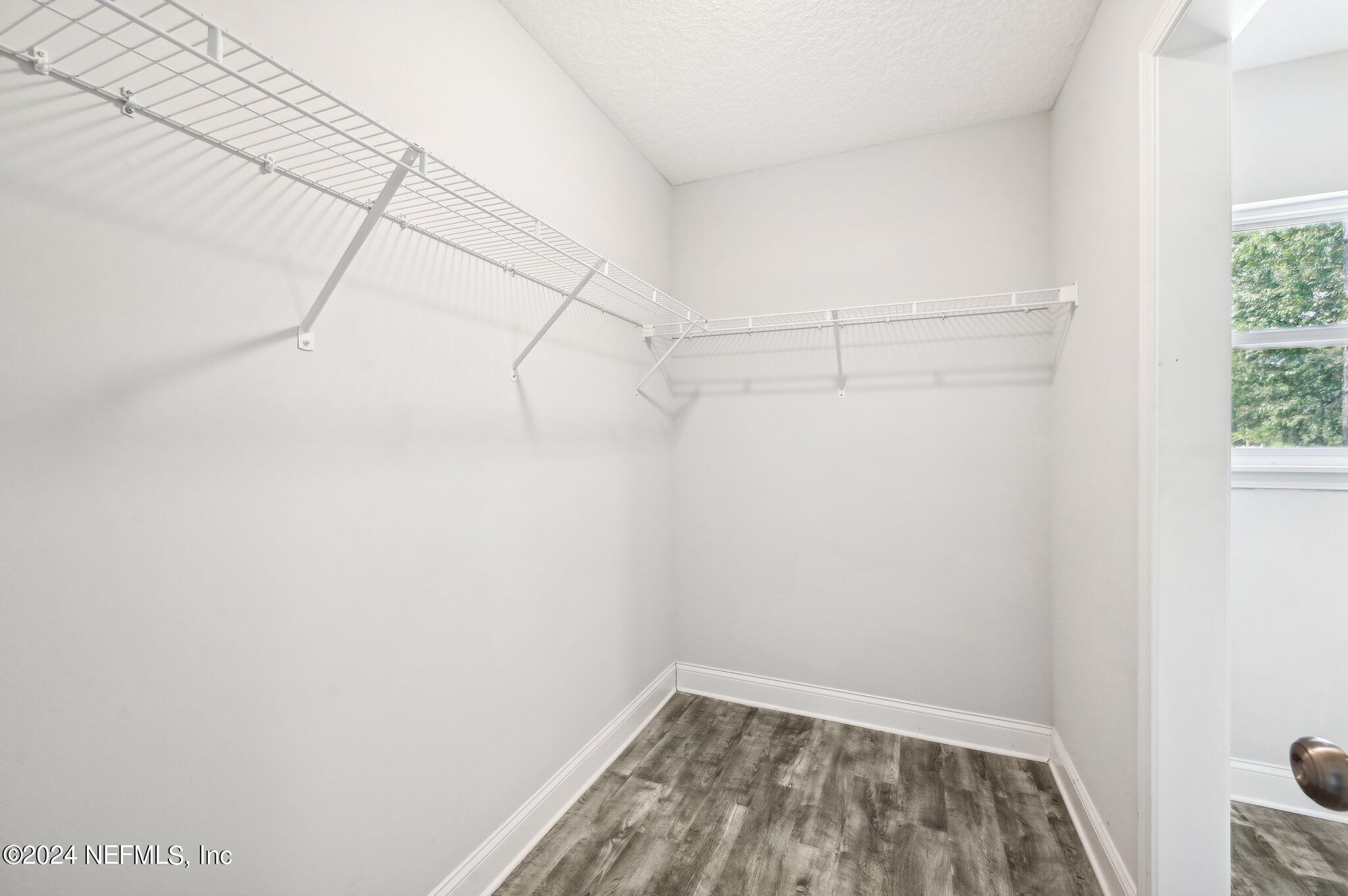 4517 RACOON Run