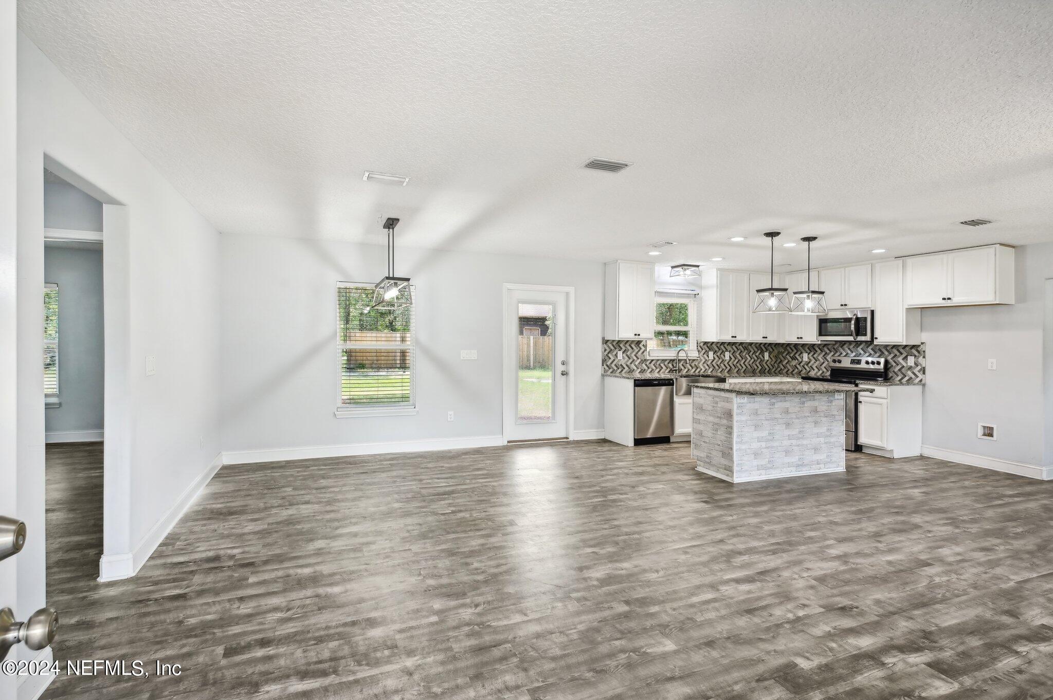 4517 RACOON Run