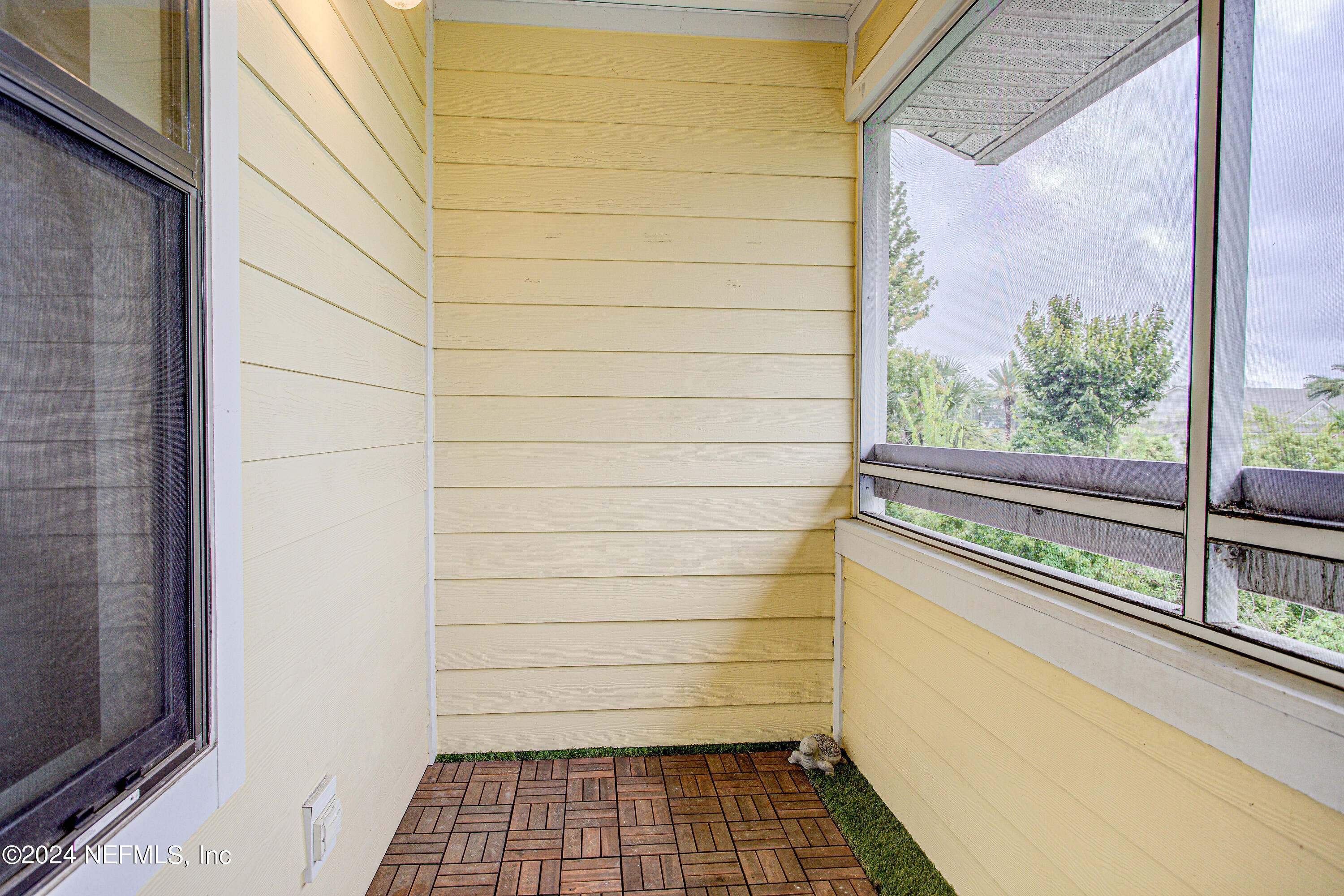 100 FAIRWAY PARK Boulevard, 1307