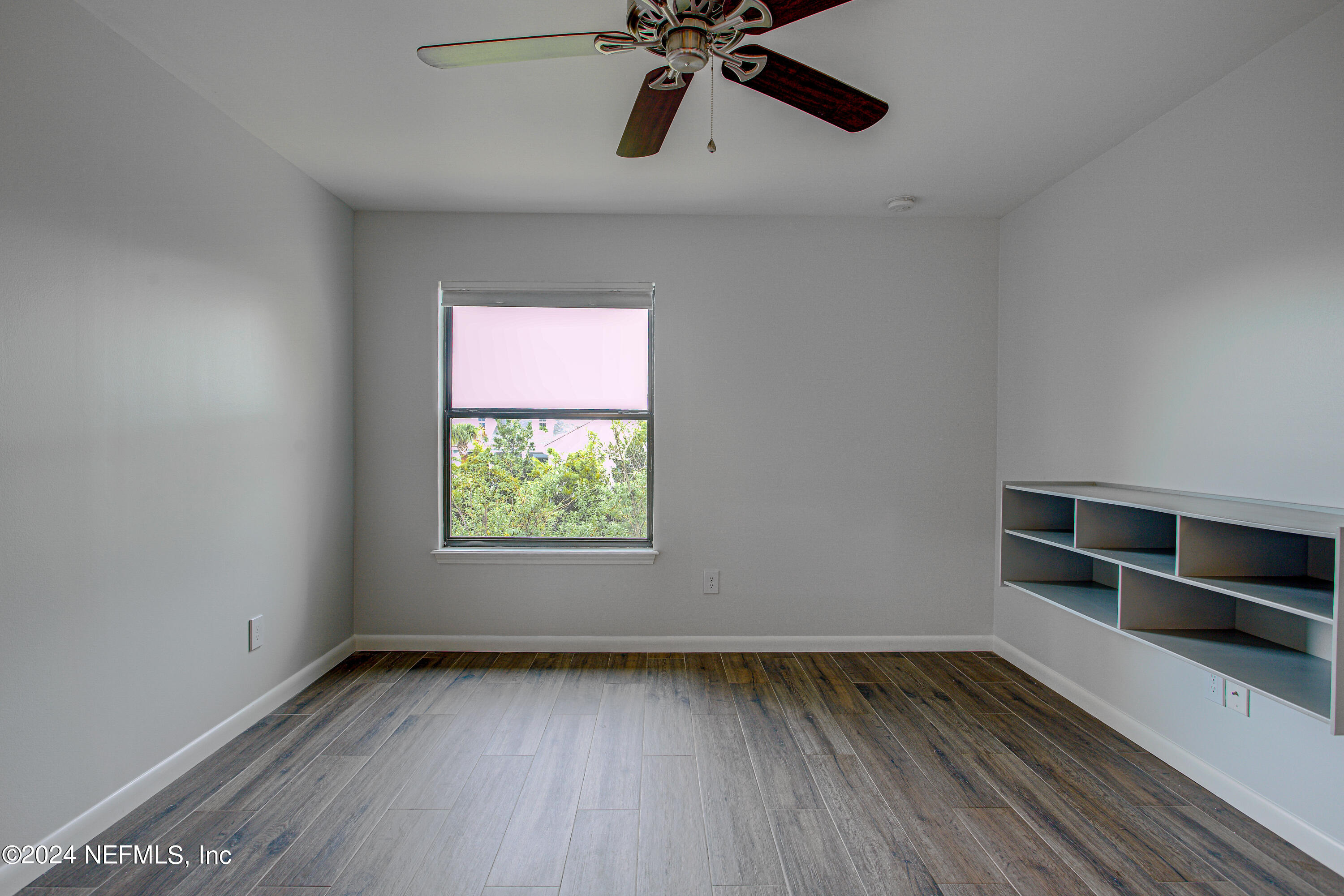 100 FAIRWAY PARK Boulevard, 1307