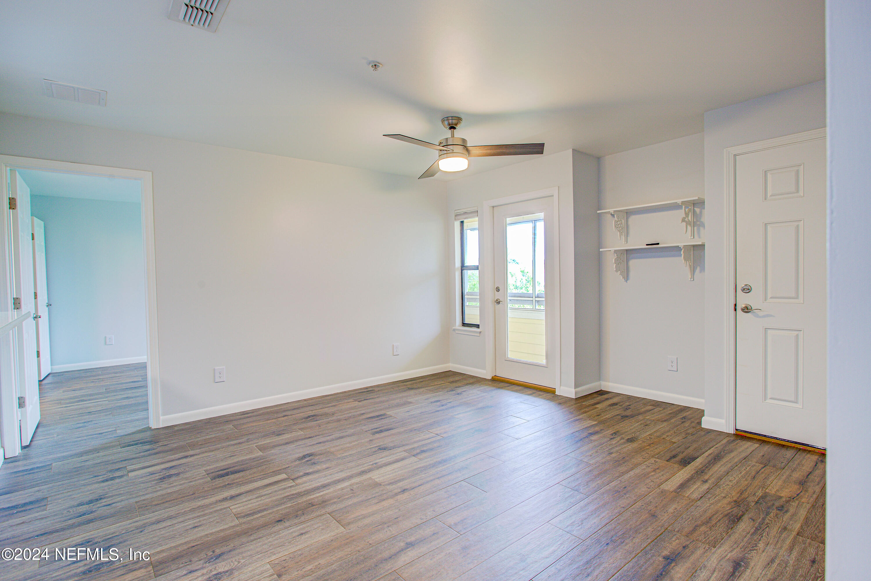 100 FAIRWAY PARK Boulevard, 1307