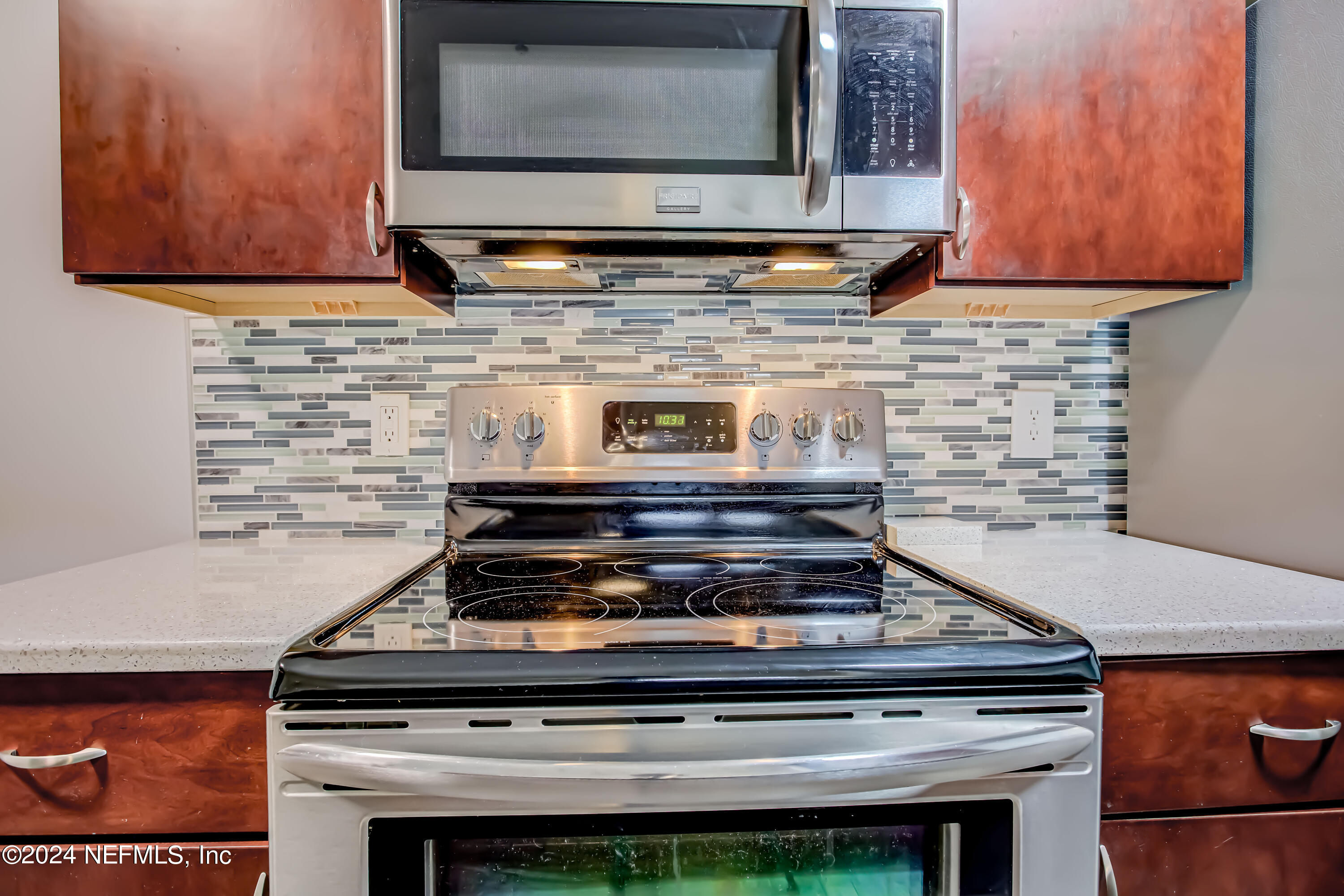 100 FAIRWAY PARK Boulevard, 1307