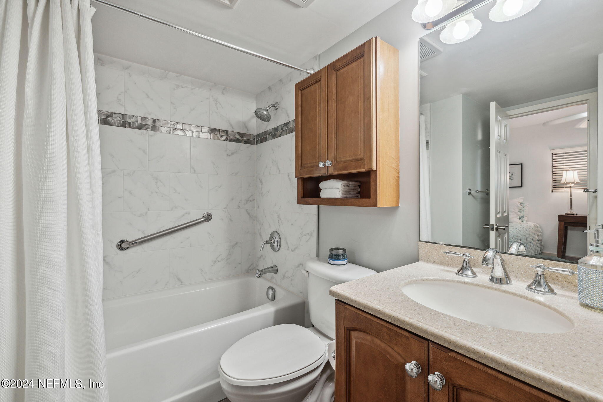 601 1ST Street S 2B