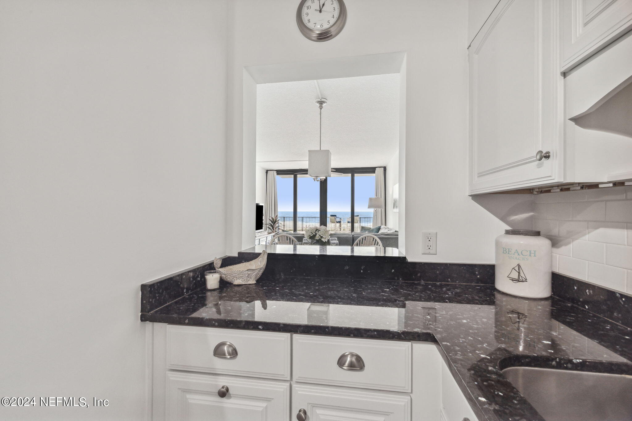 601 1ST Street S 2B