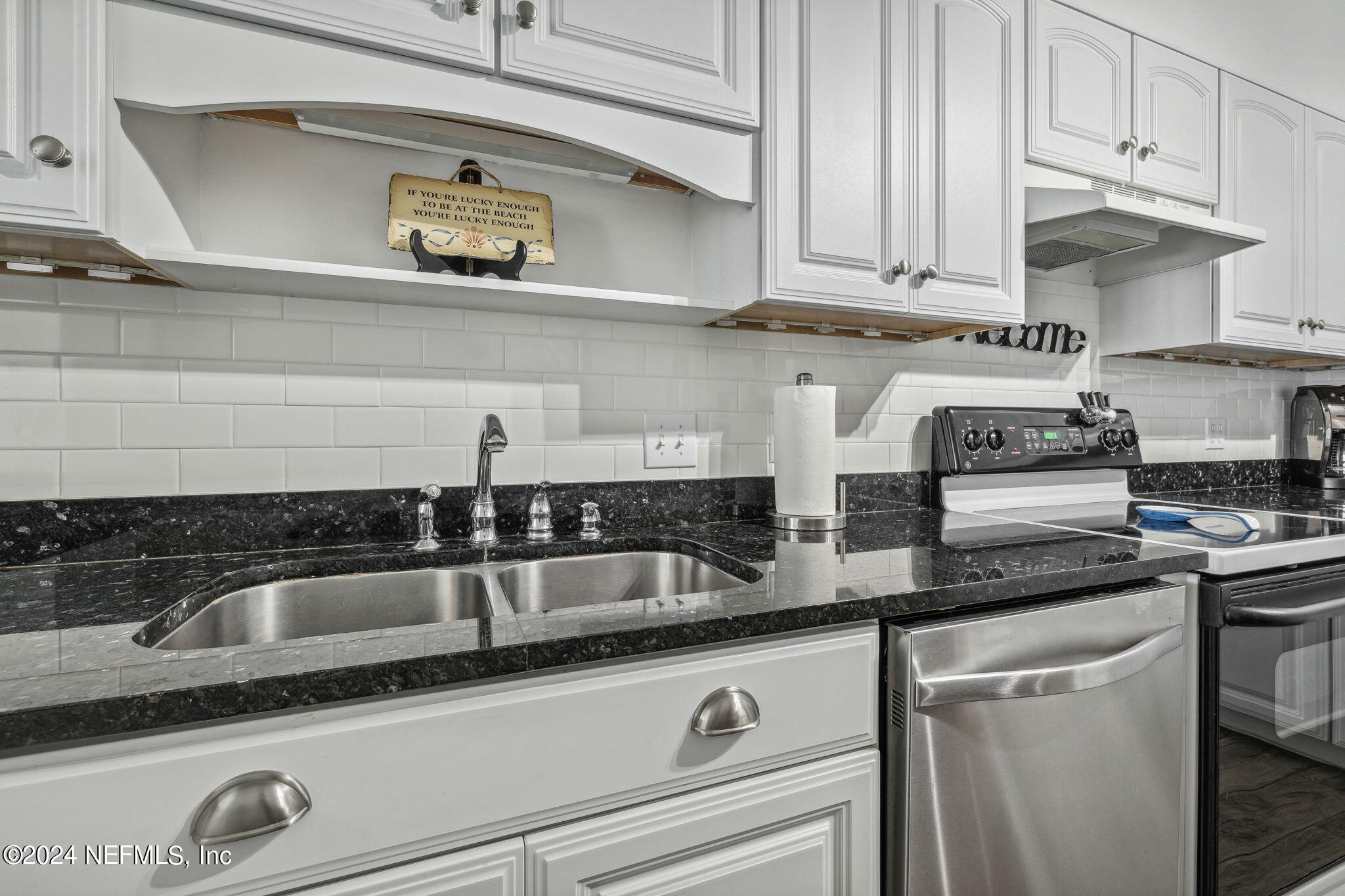 601 1ST Street S 2B