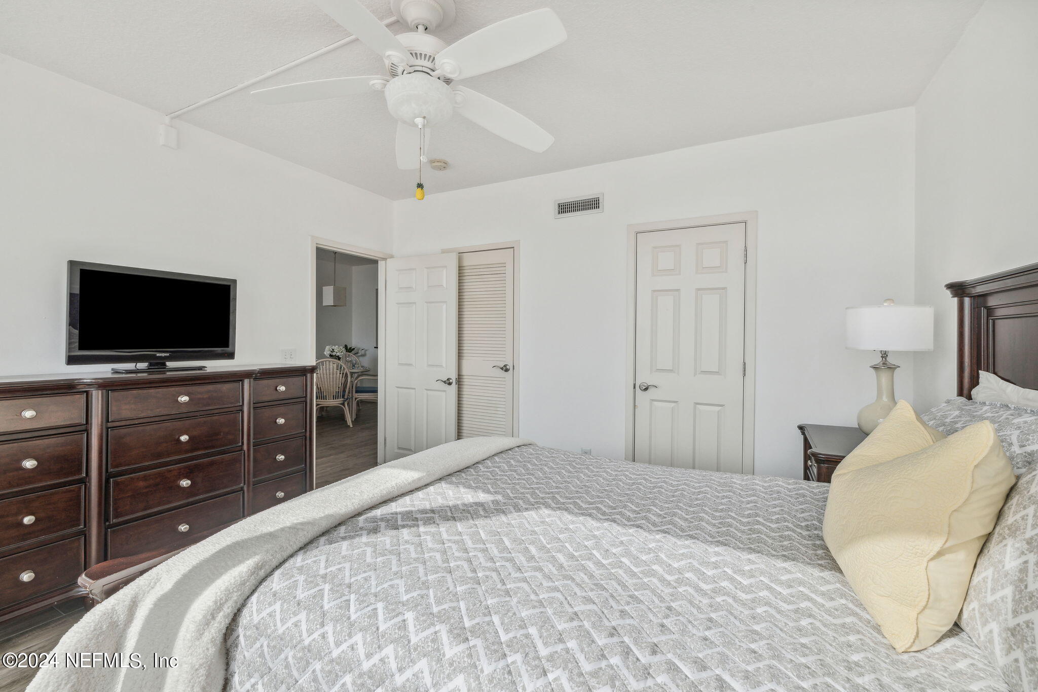 601 1ST Street S 2B