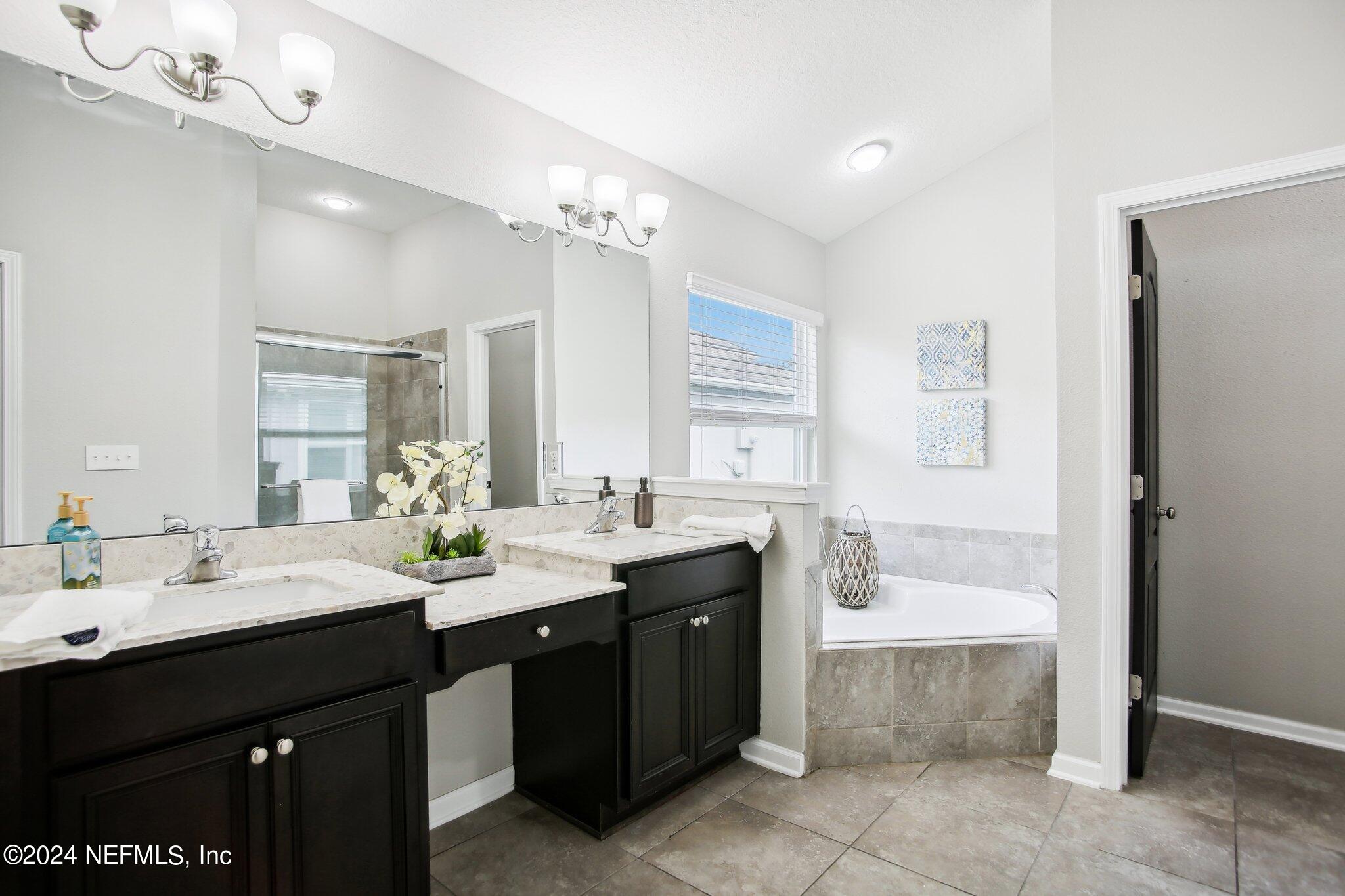 4111 HALIFAX Lane
