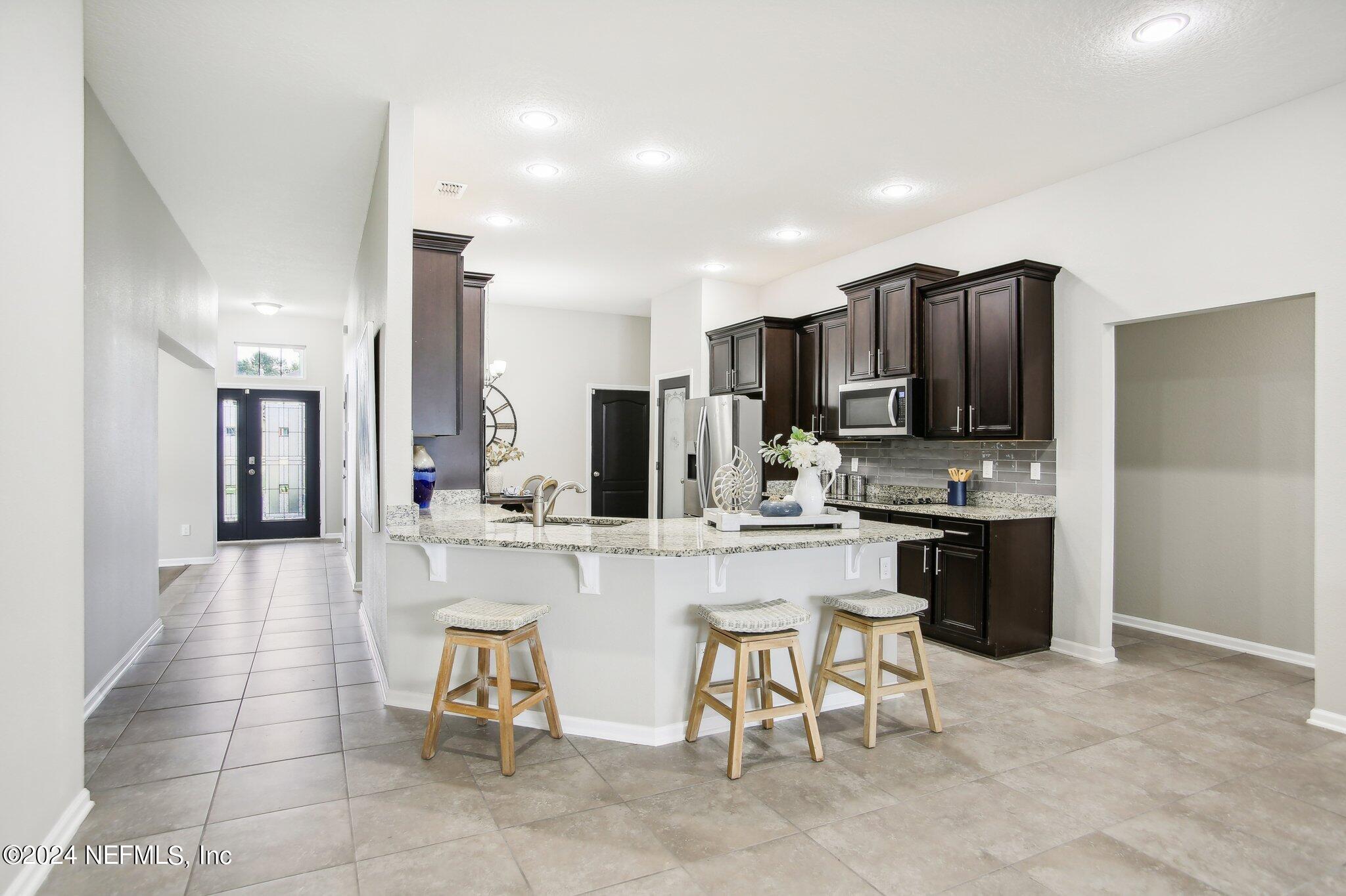 4111 HALIFAX Lane