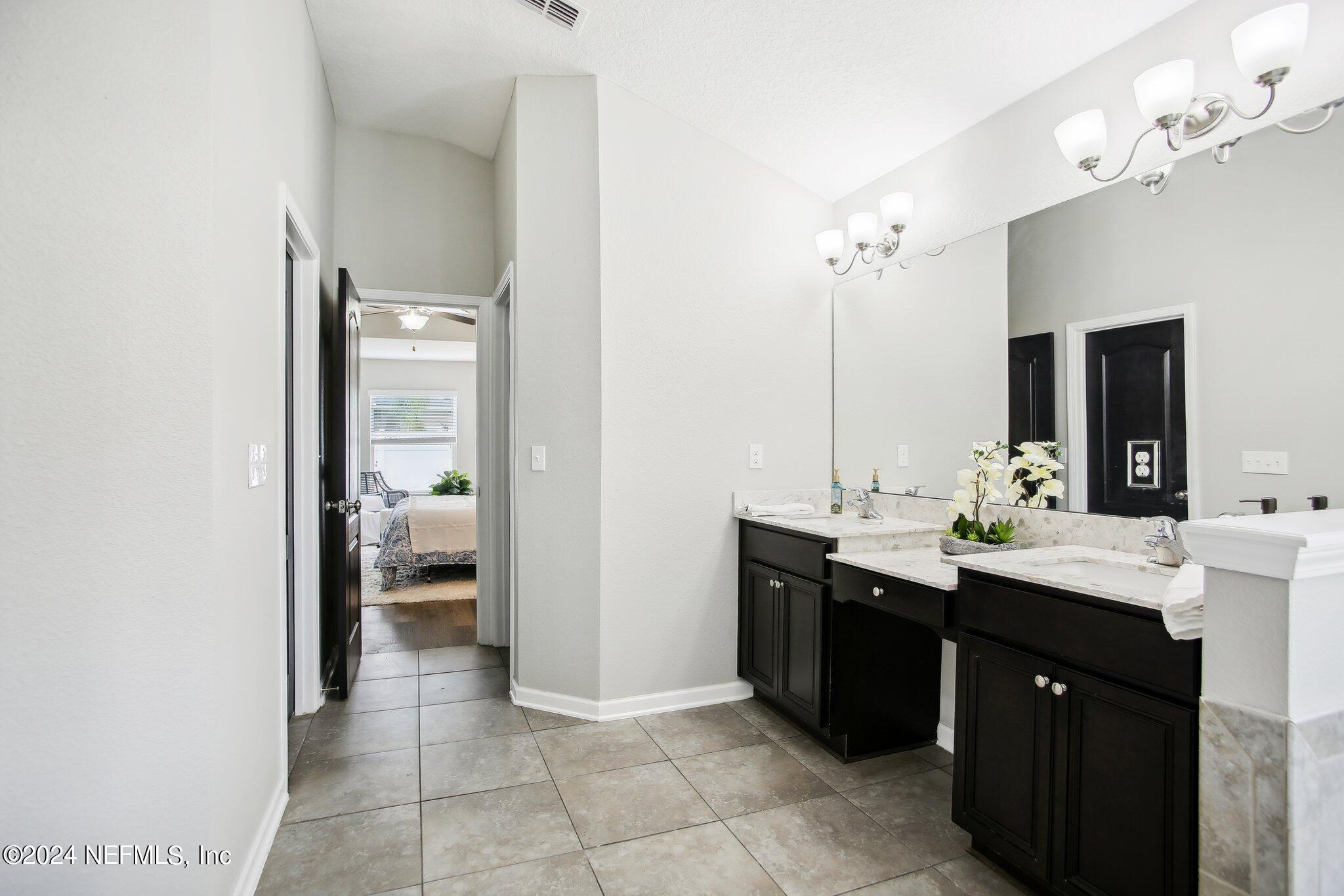 4111 HALIFAX Lane