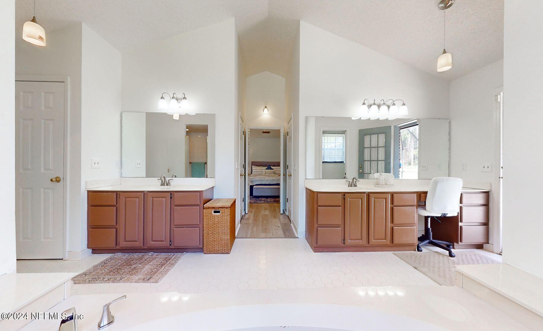 10692 QUAIL RIDGE Drive