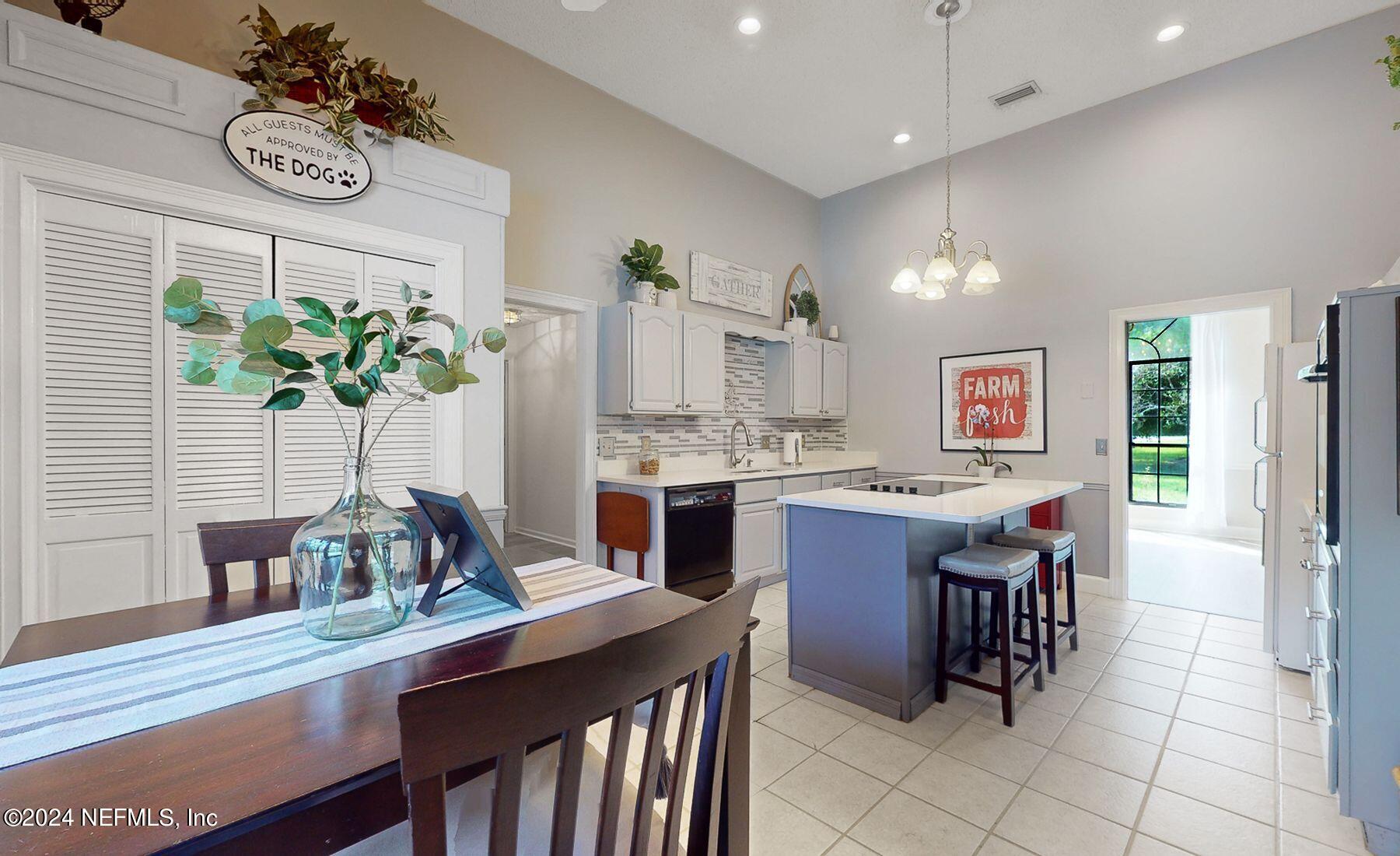 10692 QUAIL RIDGE Drive
