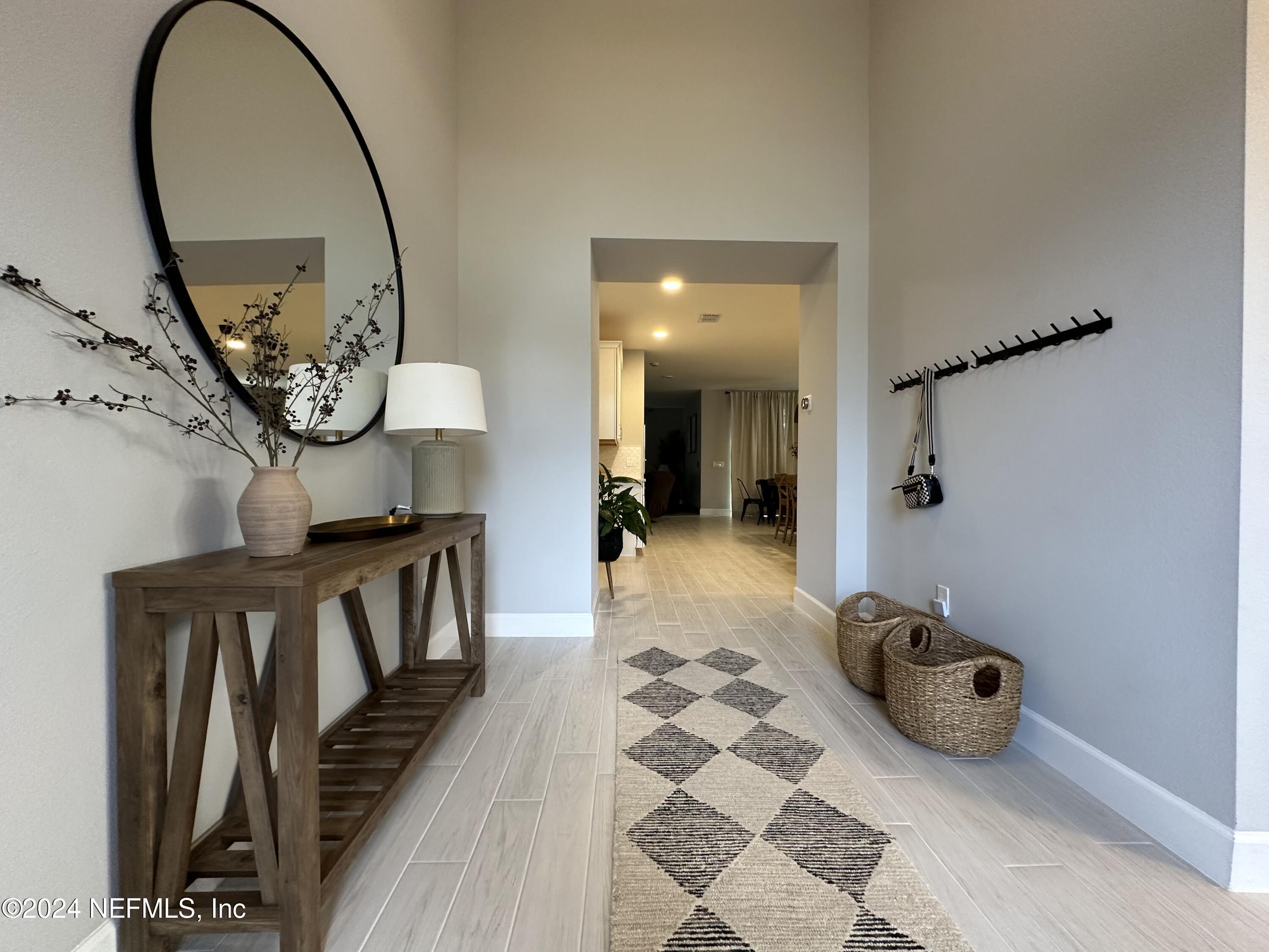 2405 DOVE HUNT Lane