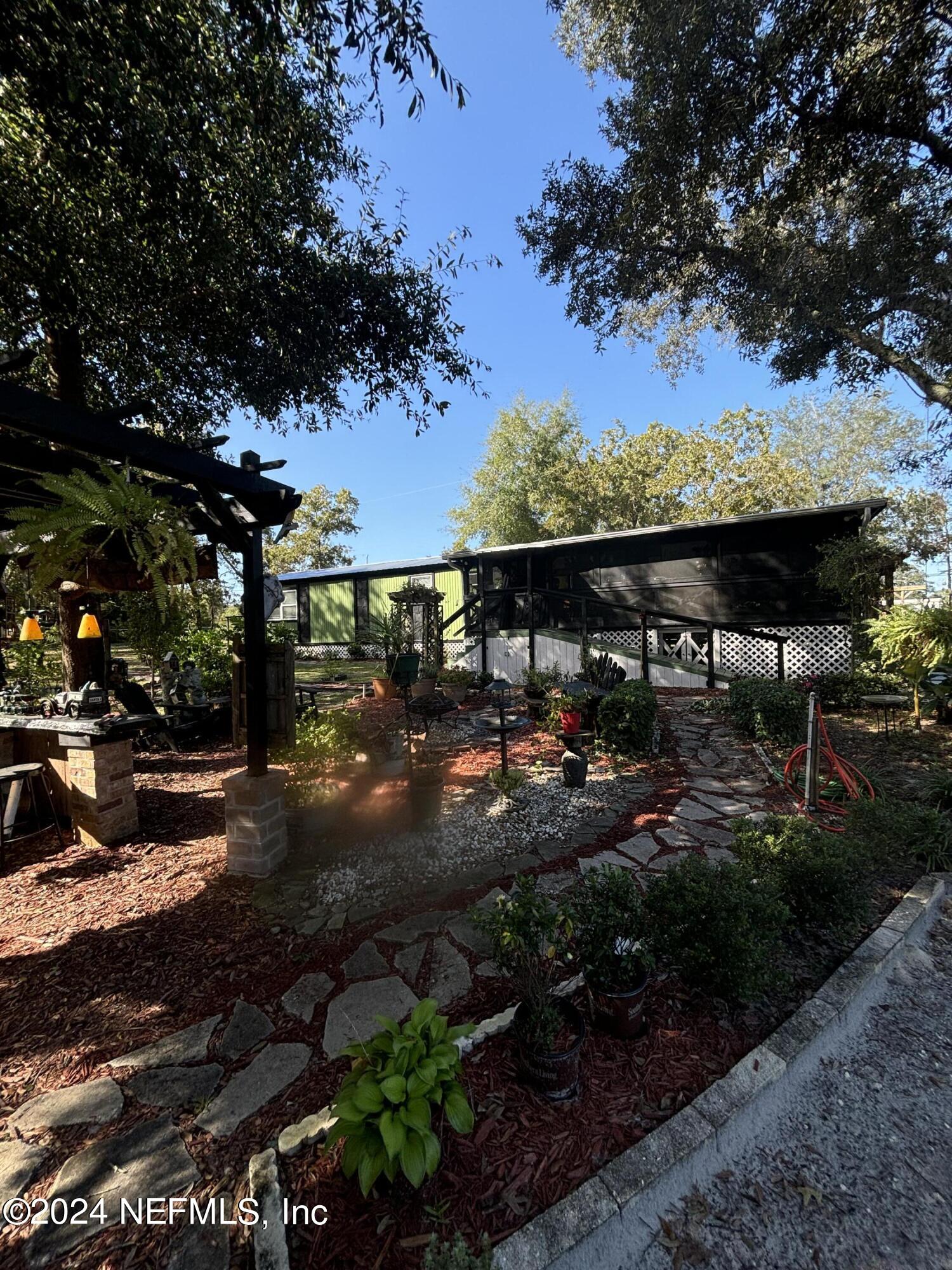 4710 CHESTNUT FOX Road