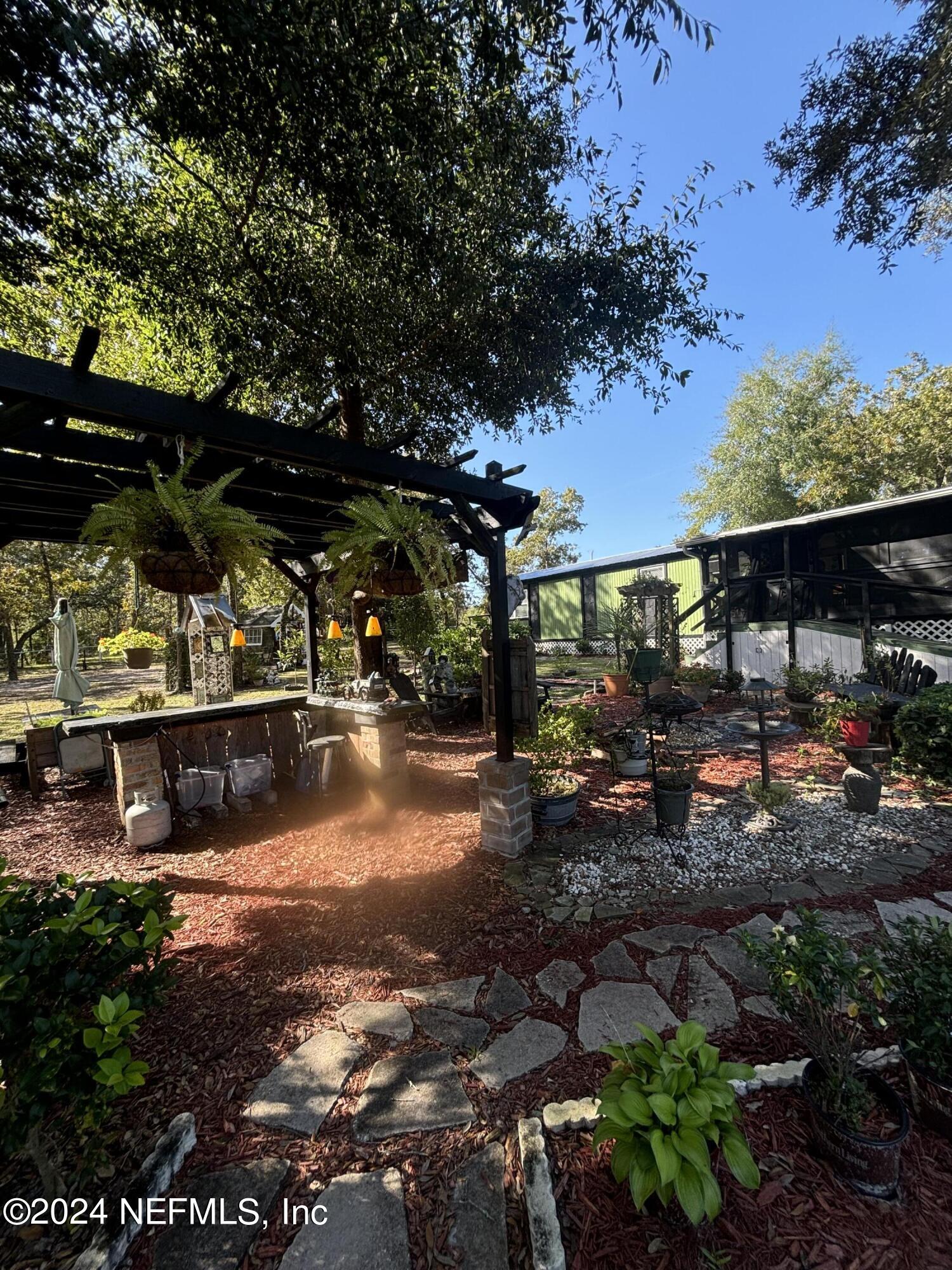 4710 CHESTNUT FOX Road