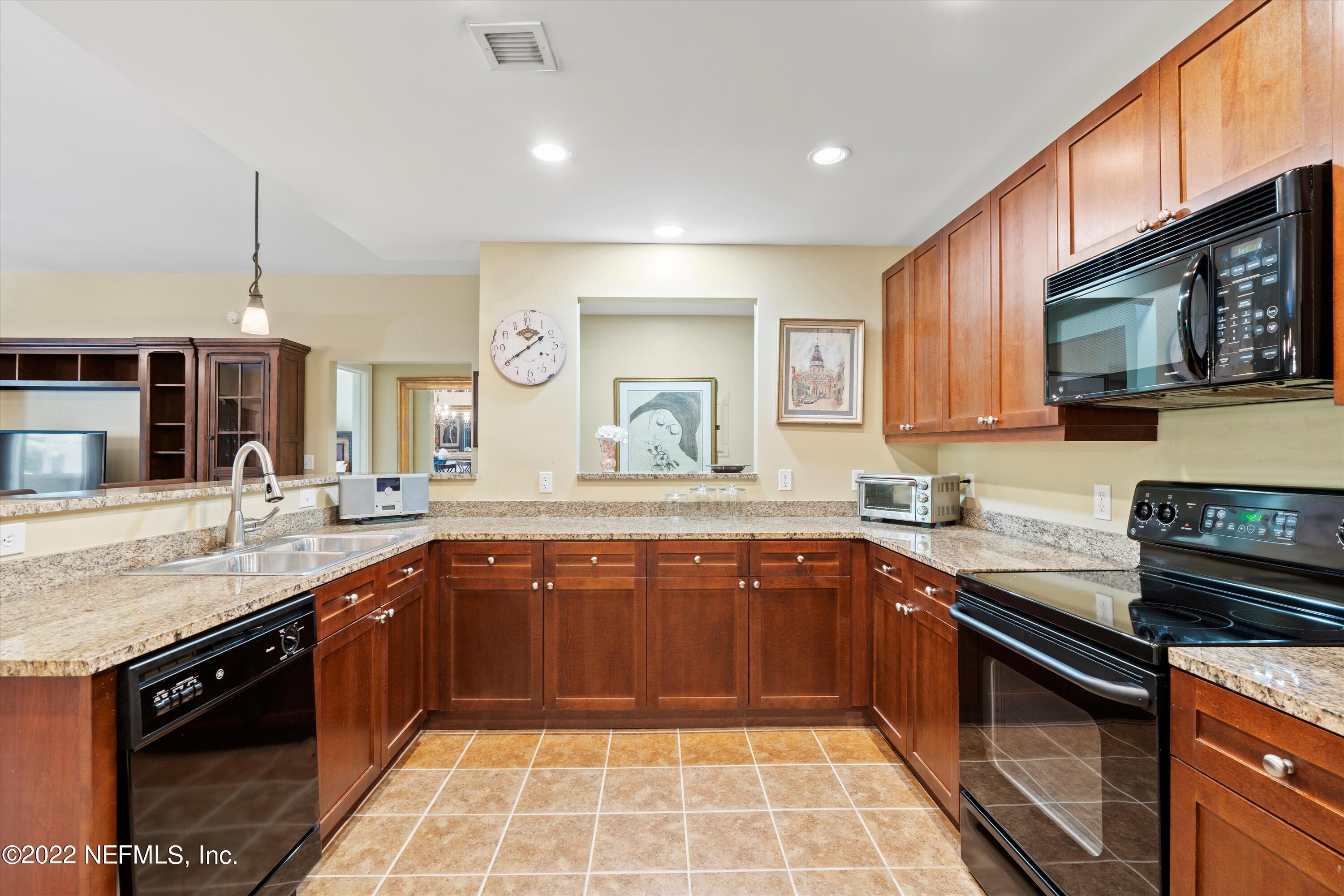 945 REGISTRY Boulevard 205, St. Augustine Unit: 205
