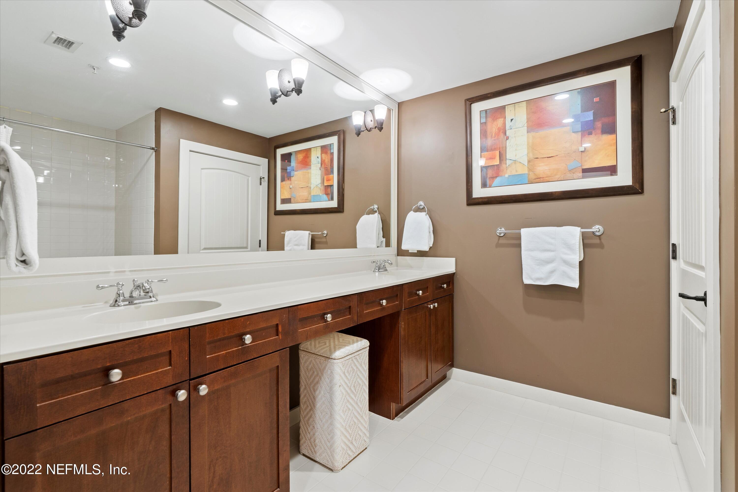 945 REGISTRY Boulevard 205, St. Augustine Unit: 205