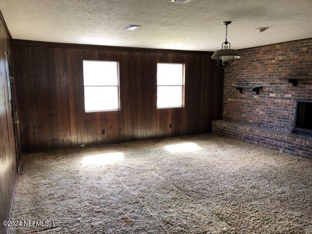 6109 HARLOW Boulevard