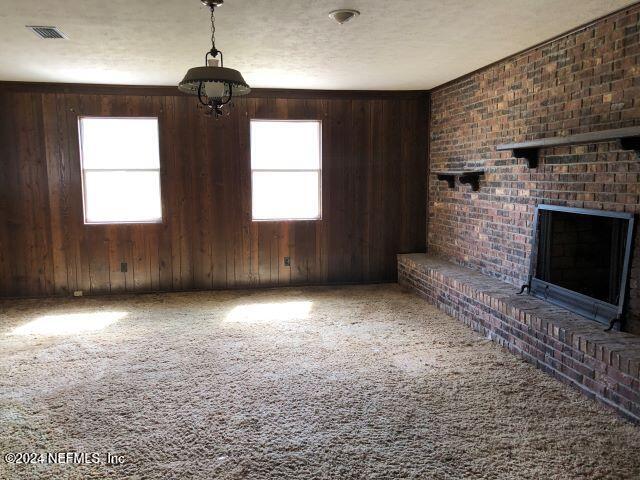 6109 HARLOW Boulevard