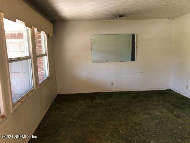 6109 HARLOW Boulevard