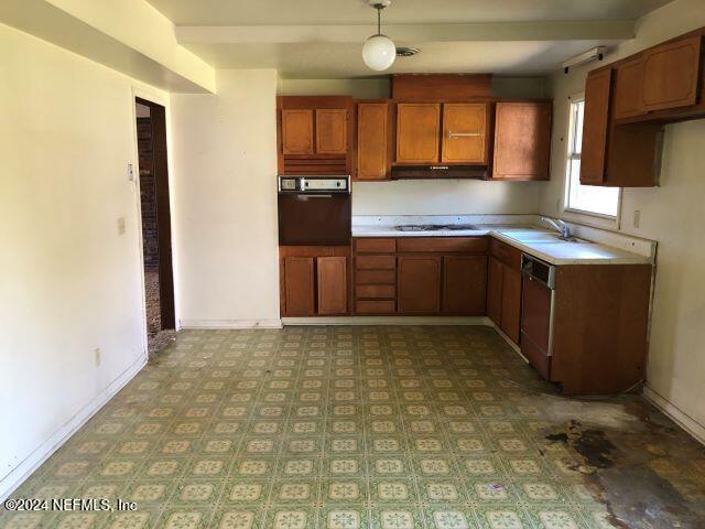 6109 HARLOW Boulevard