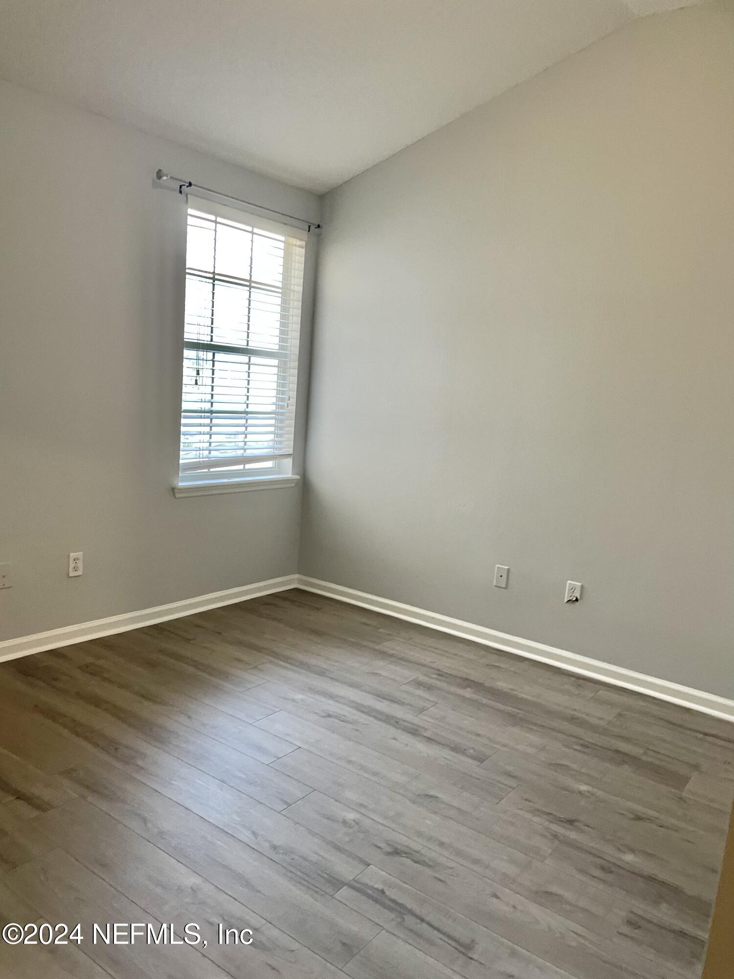 12271 BLACK WALNUT Court