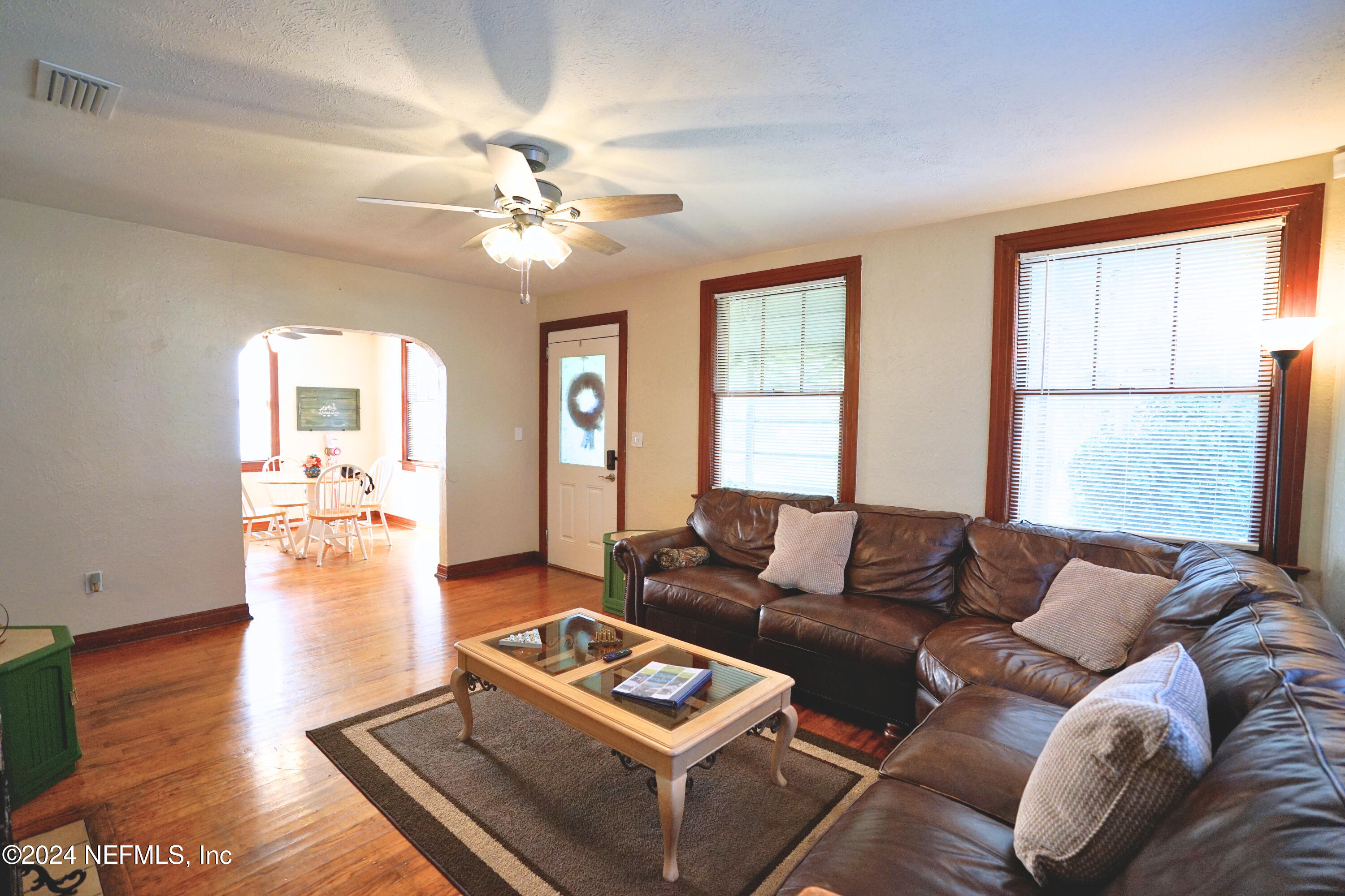 432 W 46TH Street