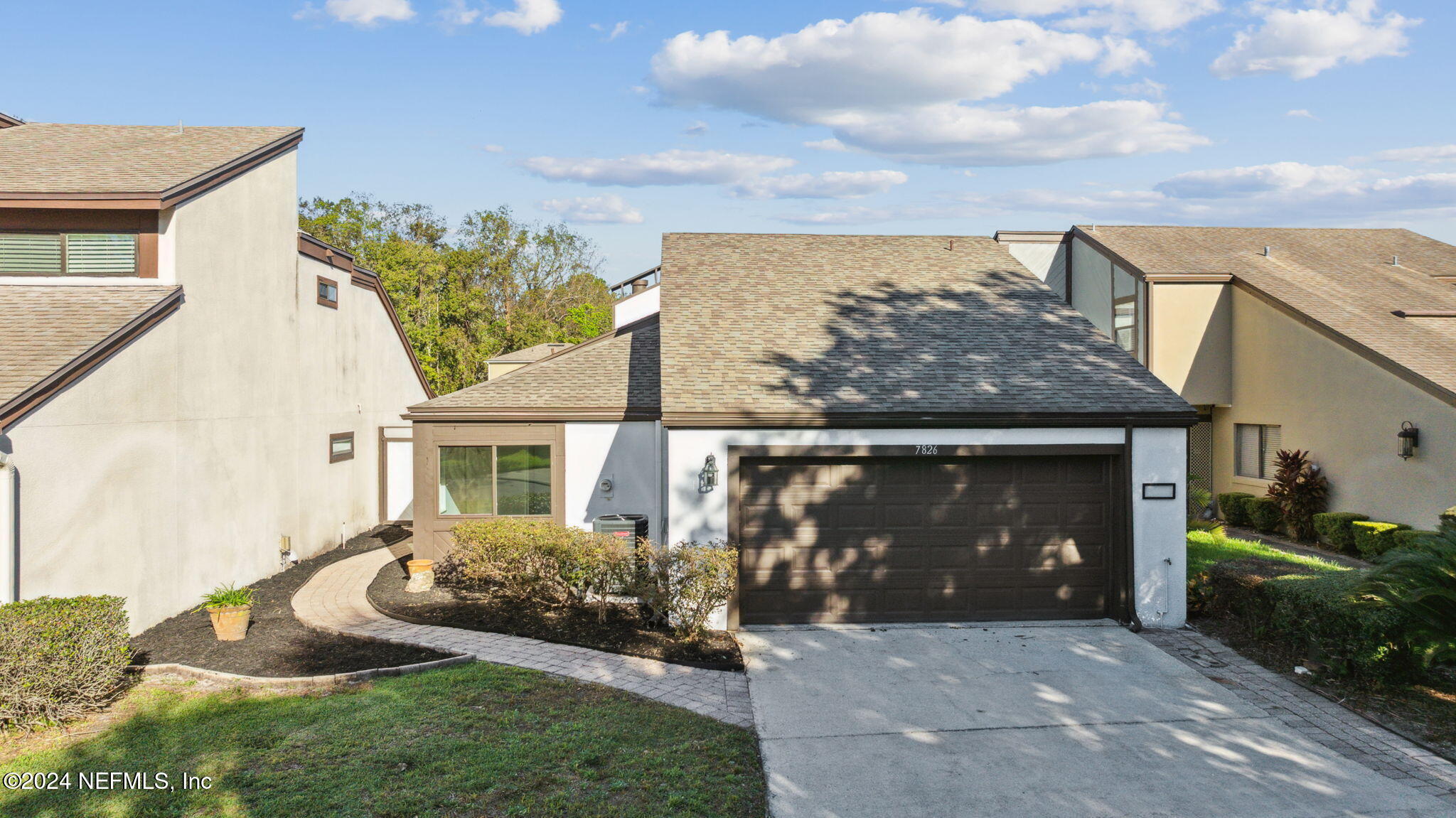 7826 LINKSIDE Drive
