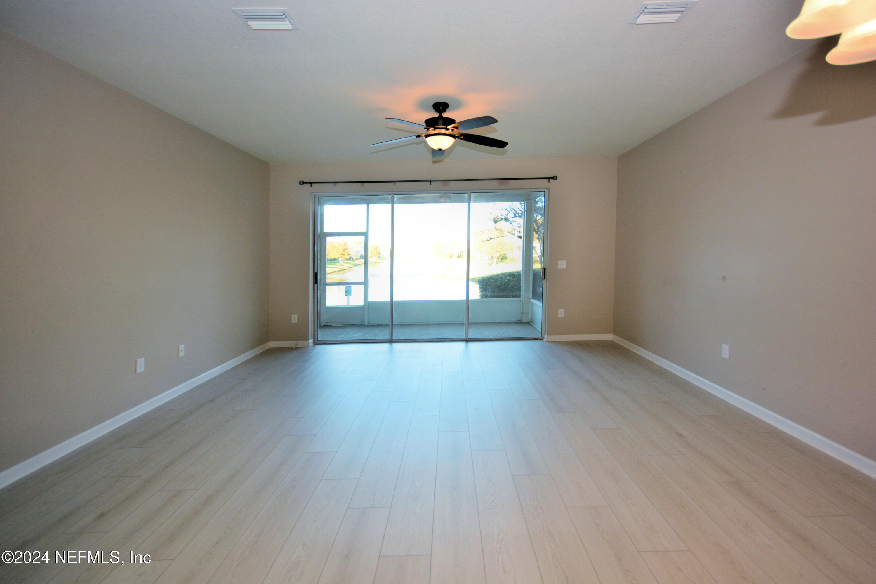 6941 WOODY VINE Drive