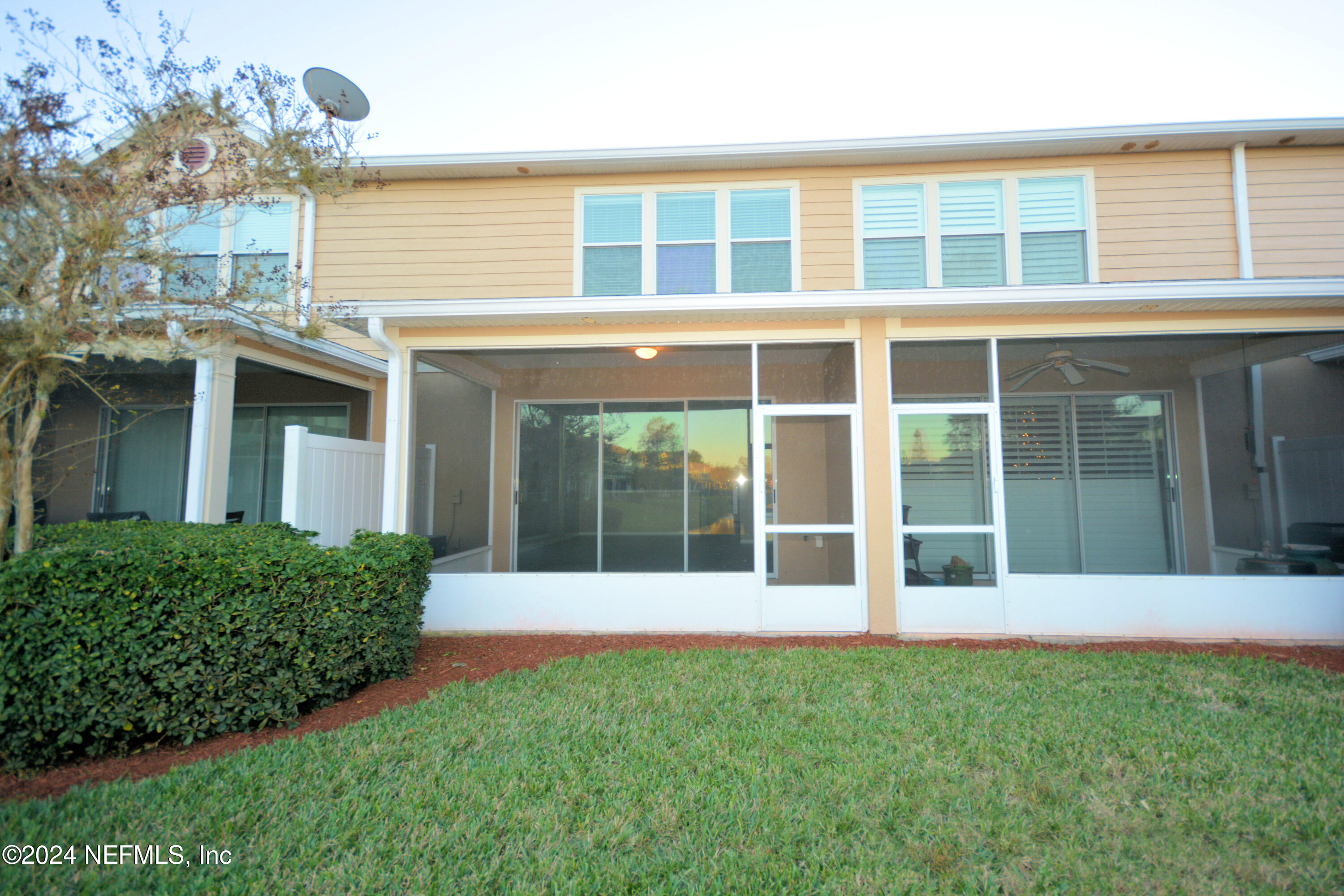 6941 WOODY VINE Drive