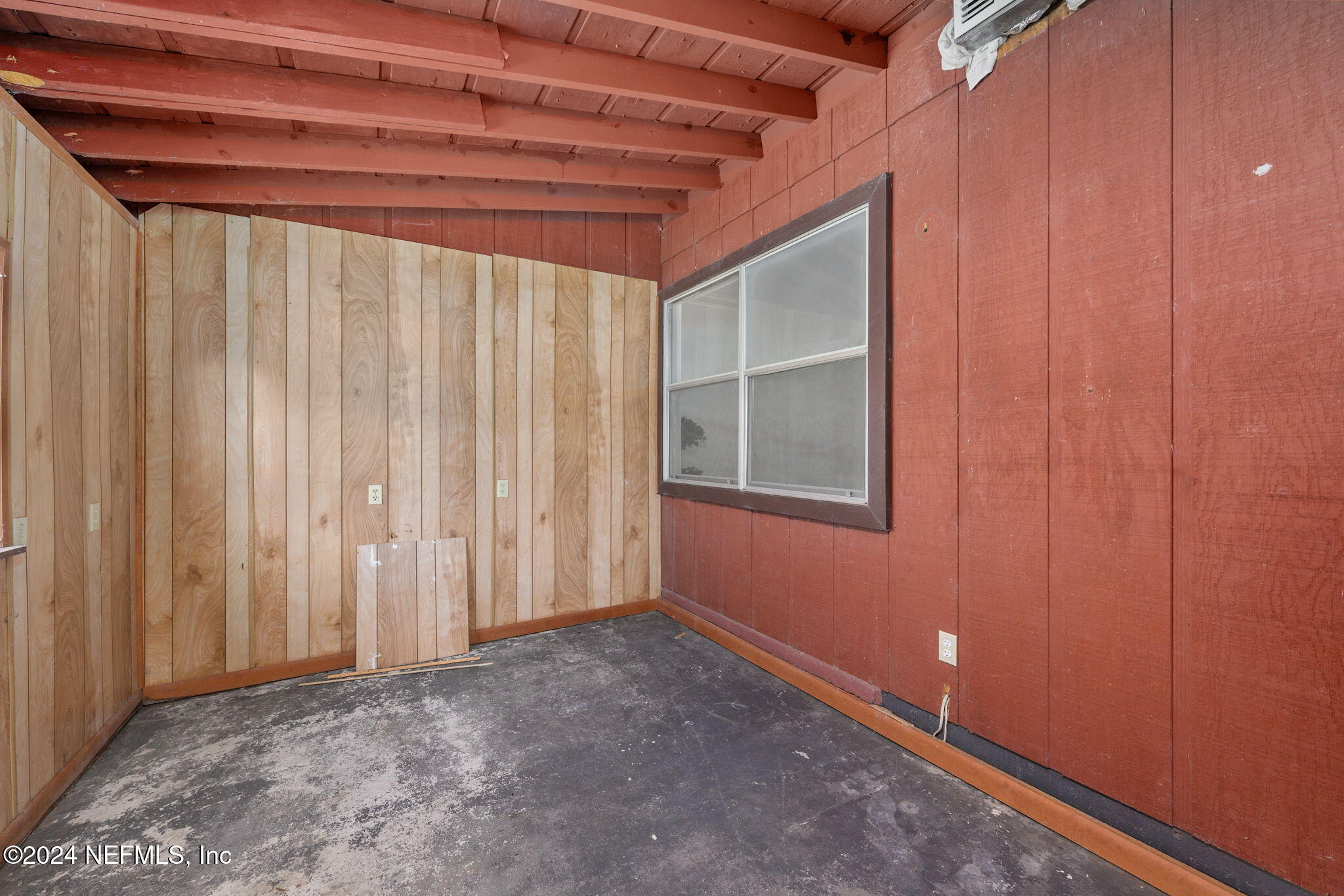 701 WALKER Drive