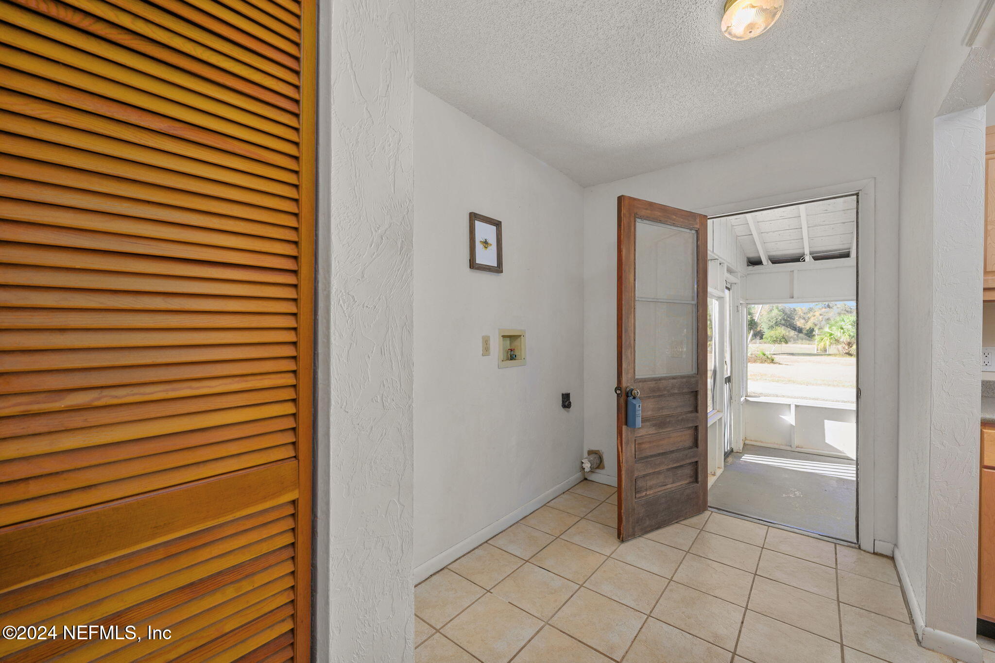 701 WALKER Drive