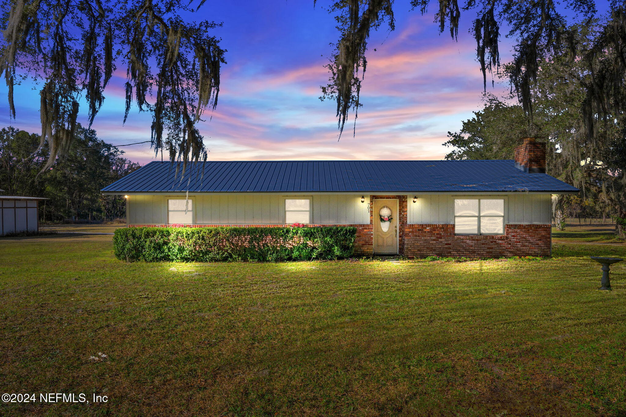 701 WALKER Drive