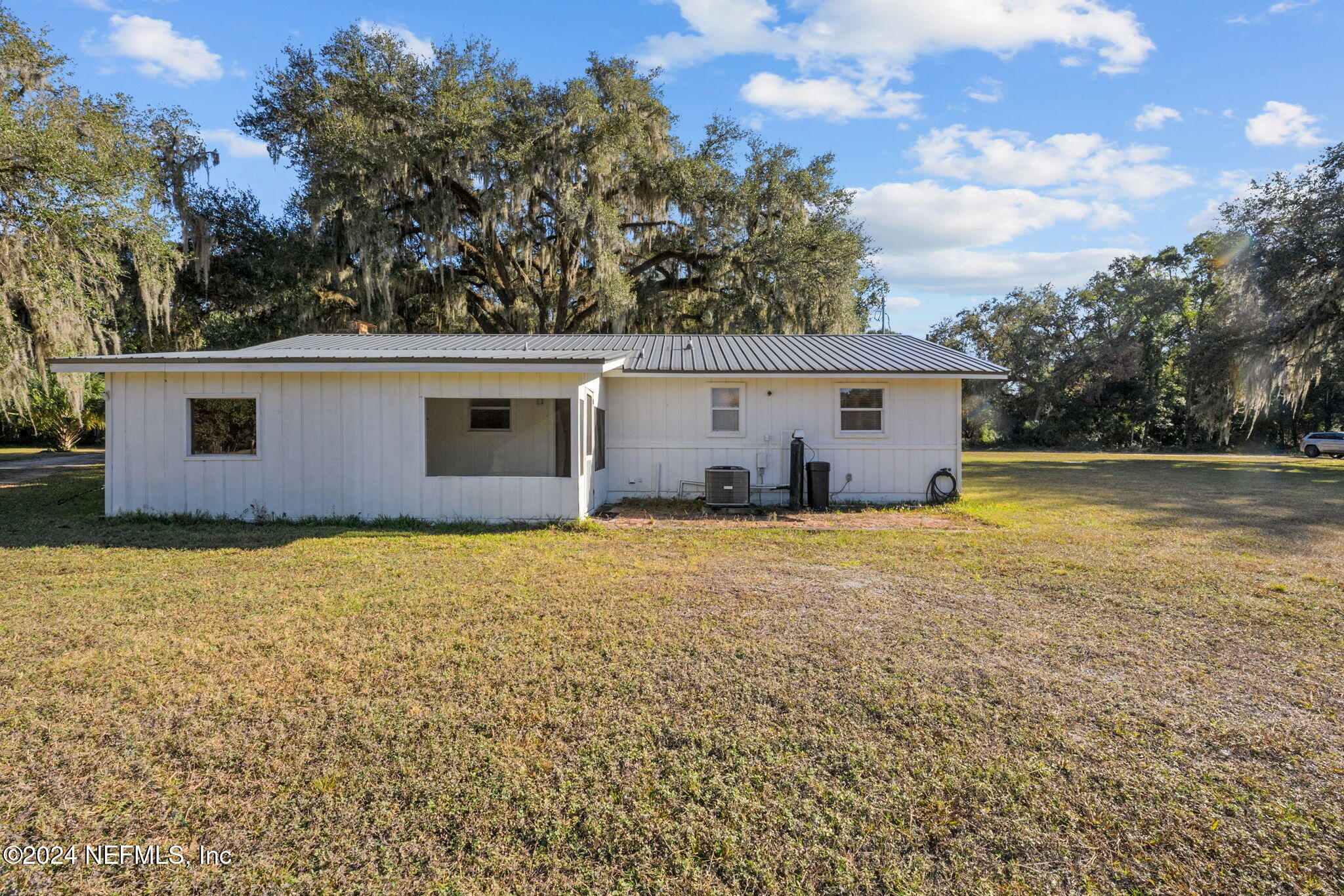 701 WALKER Drive