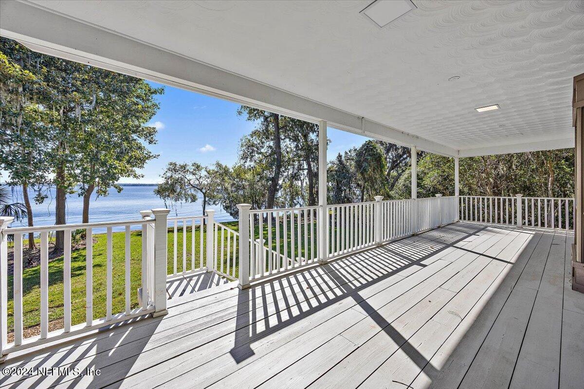 3065 DOCTORS LAKE Drive