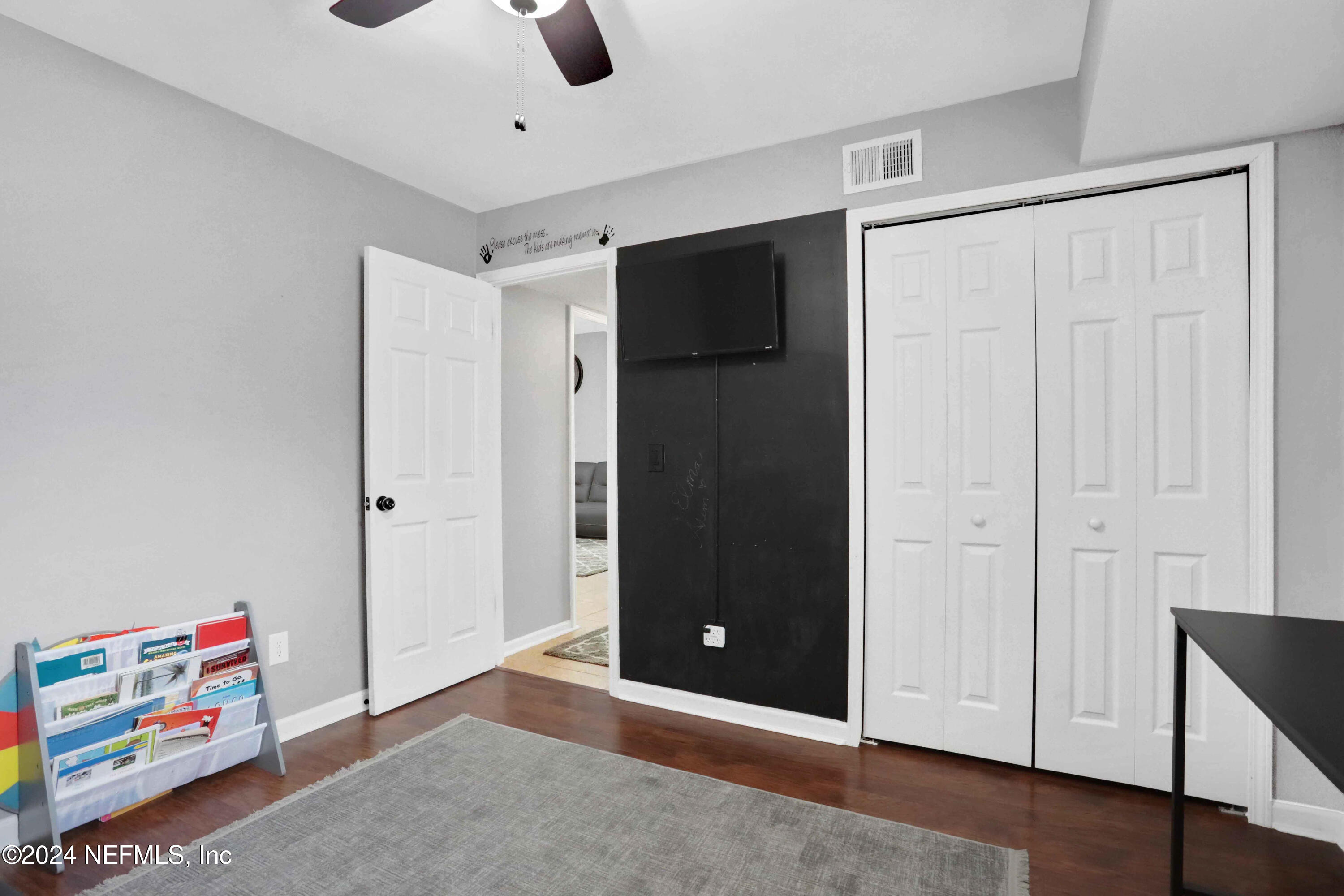 837 ARIES Road W