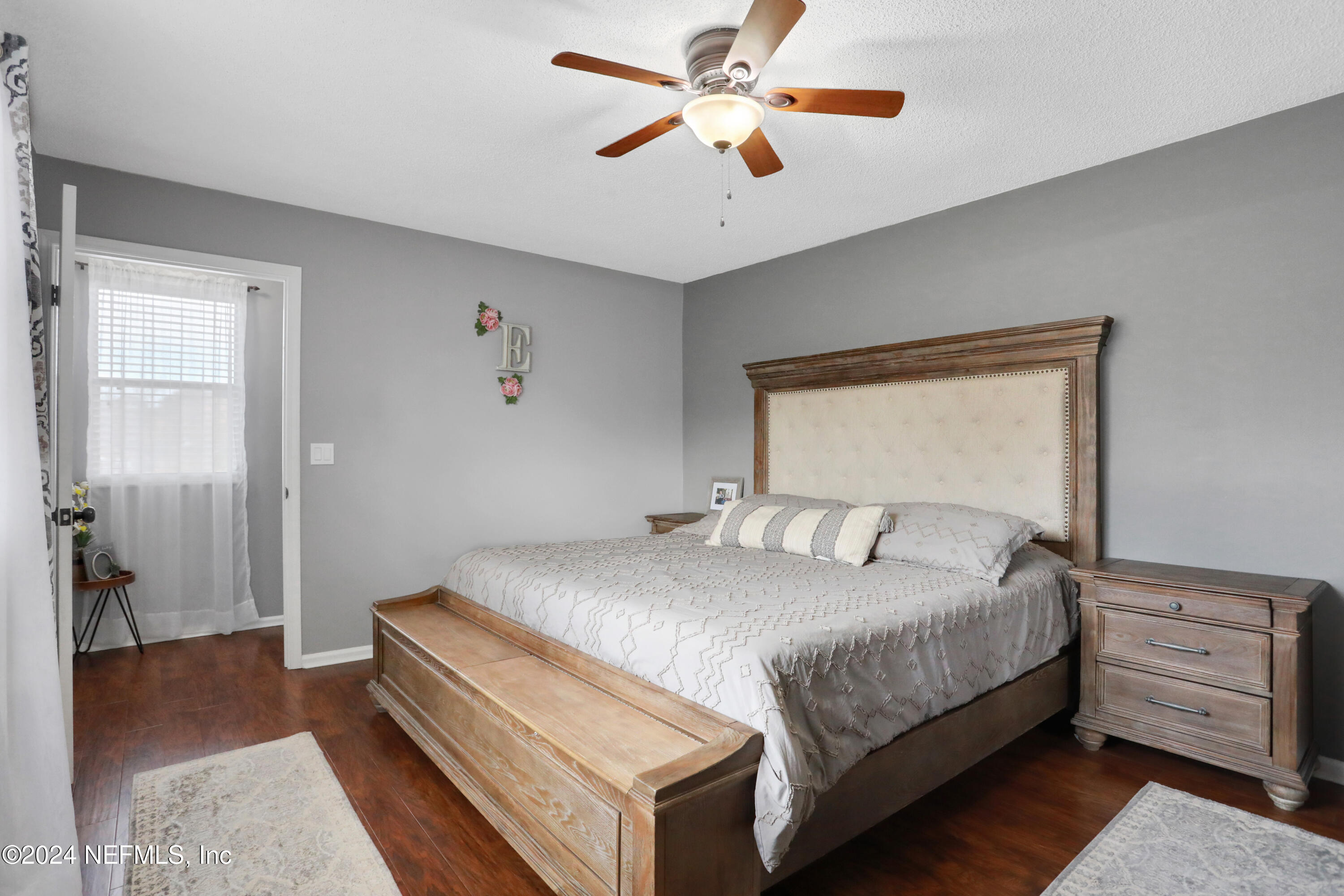 837 ARIES Road W
