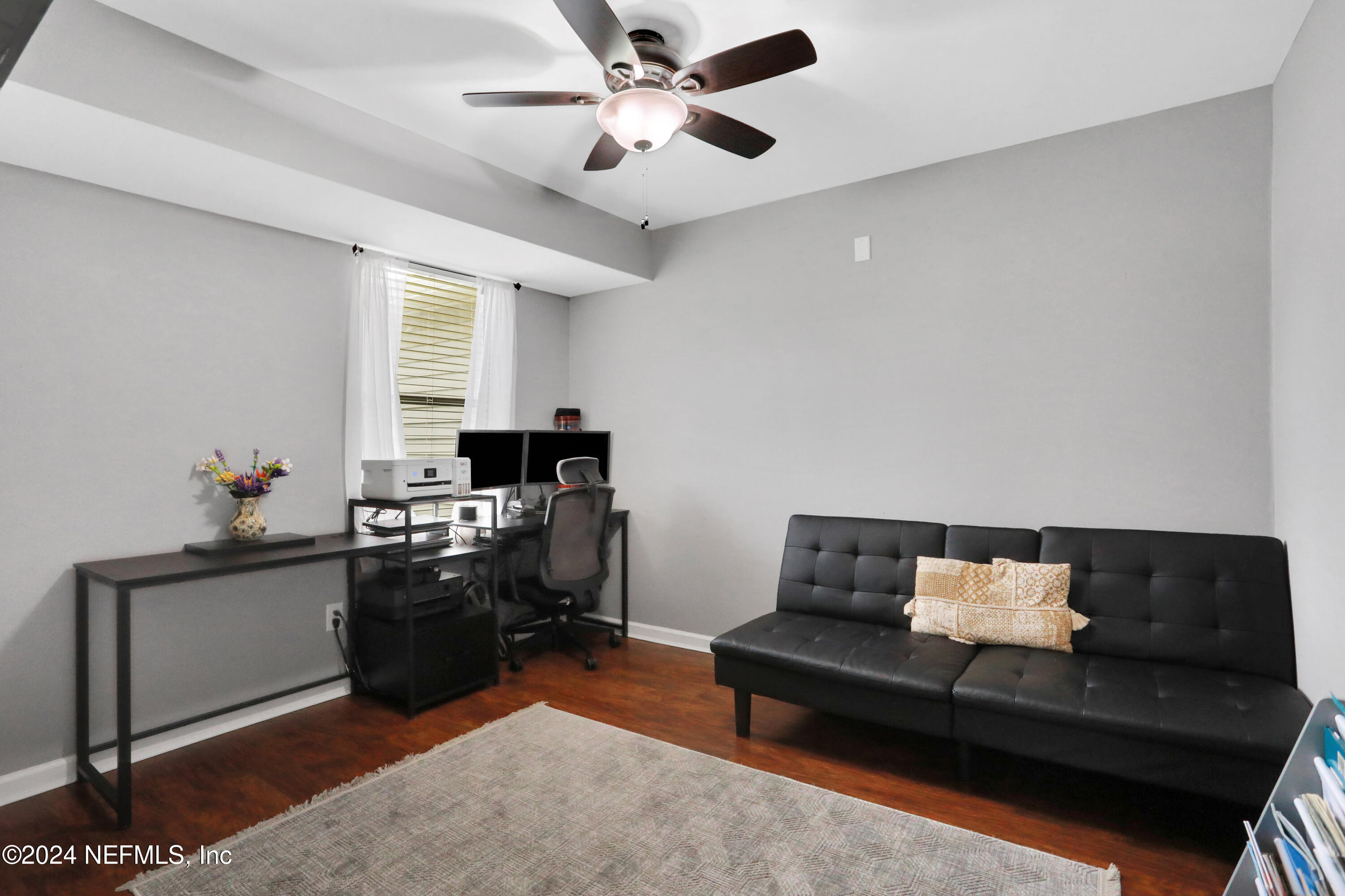 837 ARIES Road W