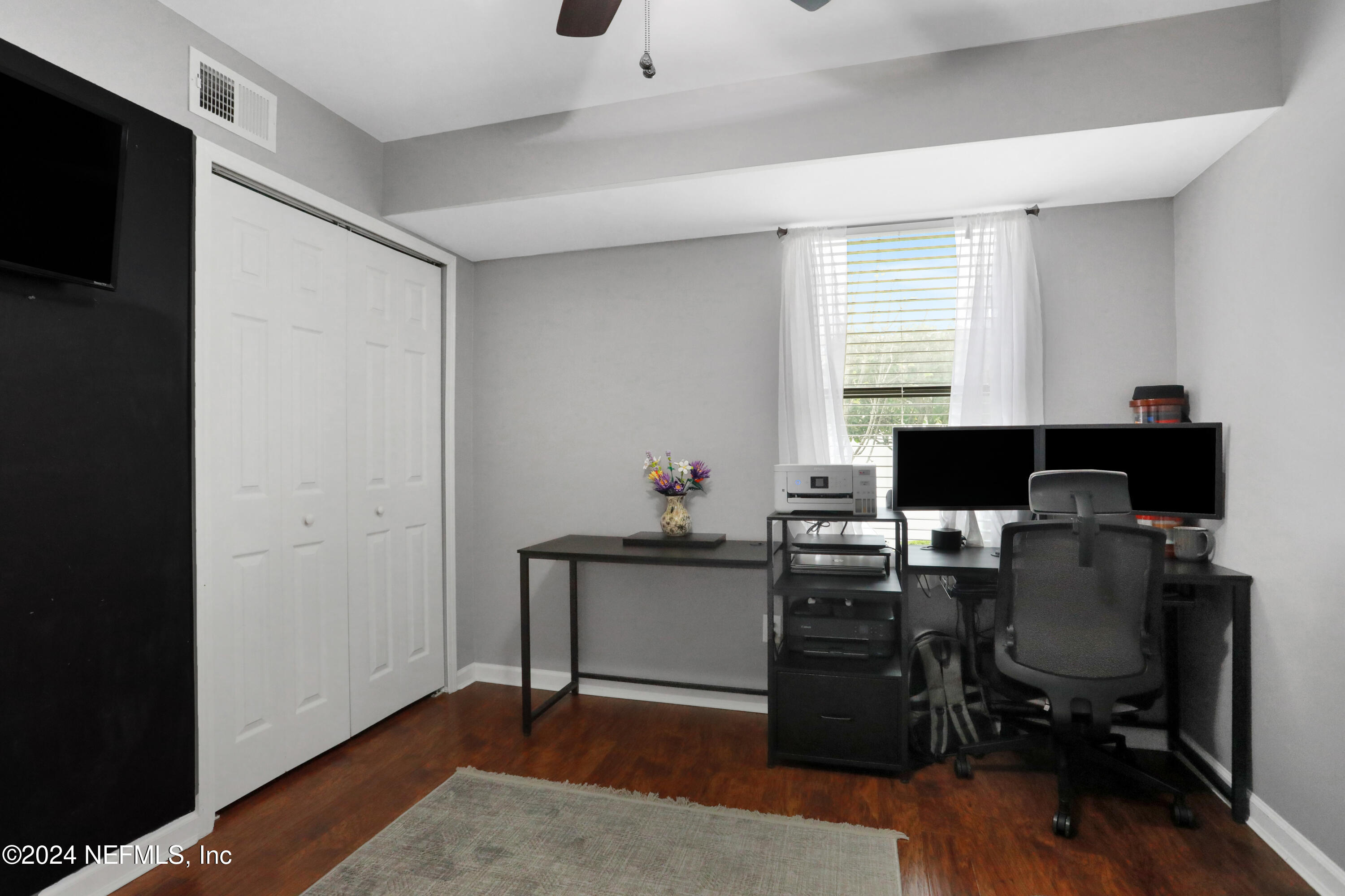 837 ARIES Road W