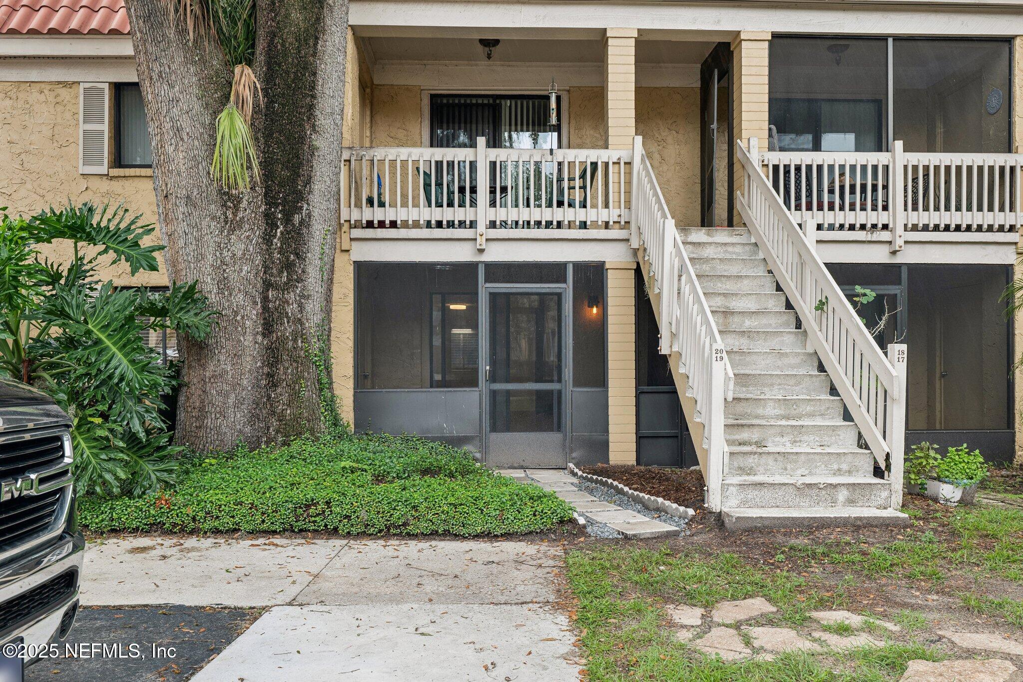5811 ATLANTIC Boulevard 19