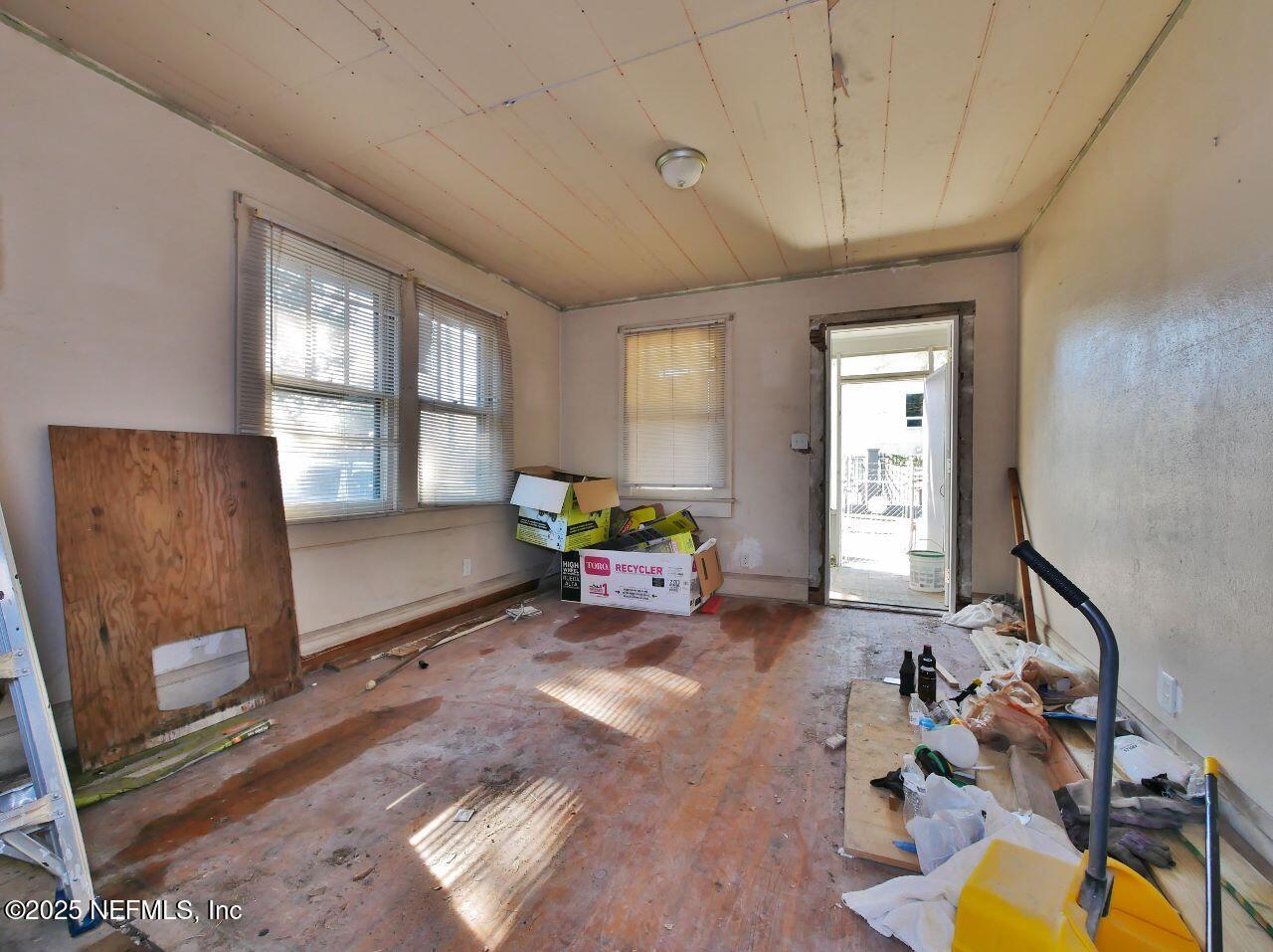 3333 WESTLAKE Avenue